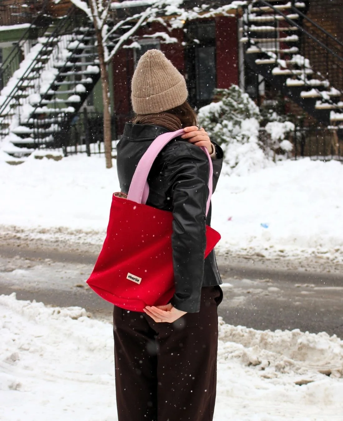 Charlie Hulin-Jane-sac-cabas-rouge-rose-2.jpg