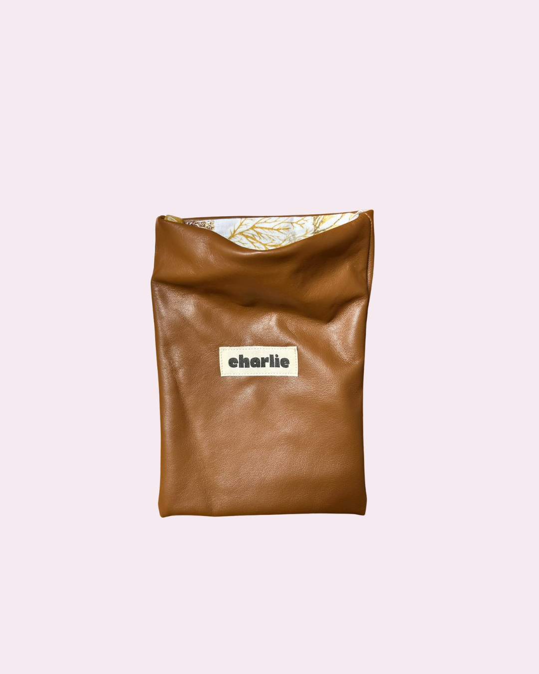 pochette-kindle-petit-livre-cuir-châtaigne-2.png