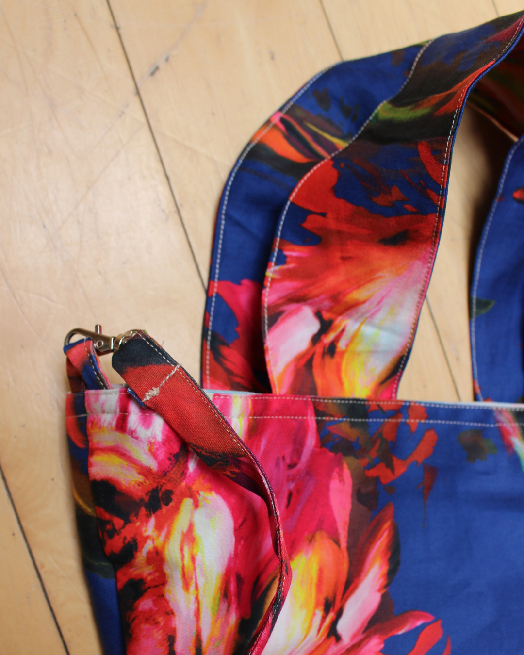 petit-sac-réversible-épaule-amovible-pétillant-4.png