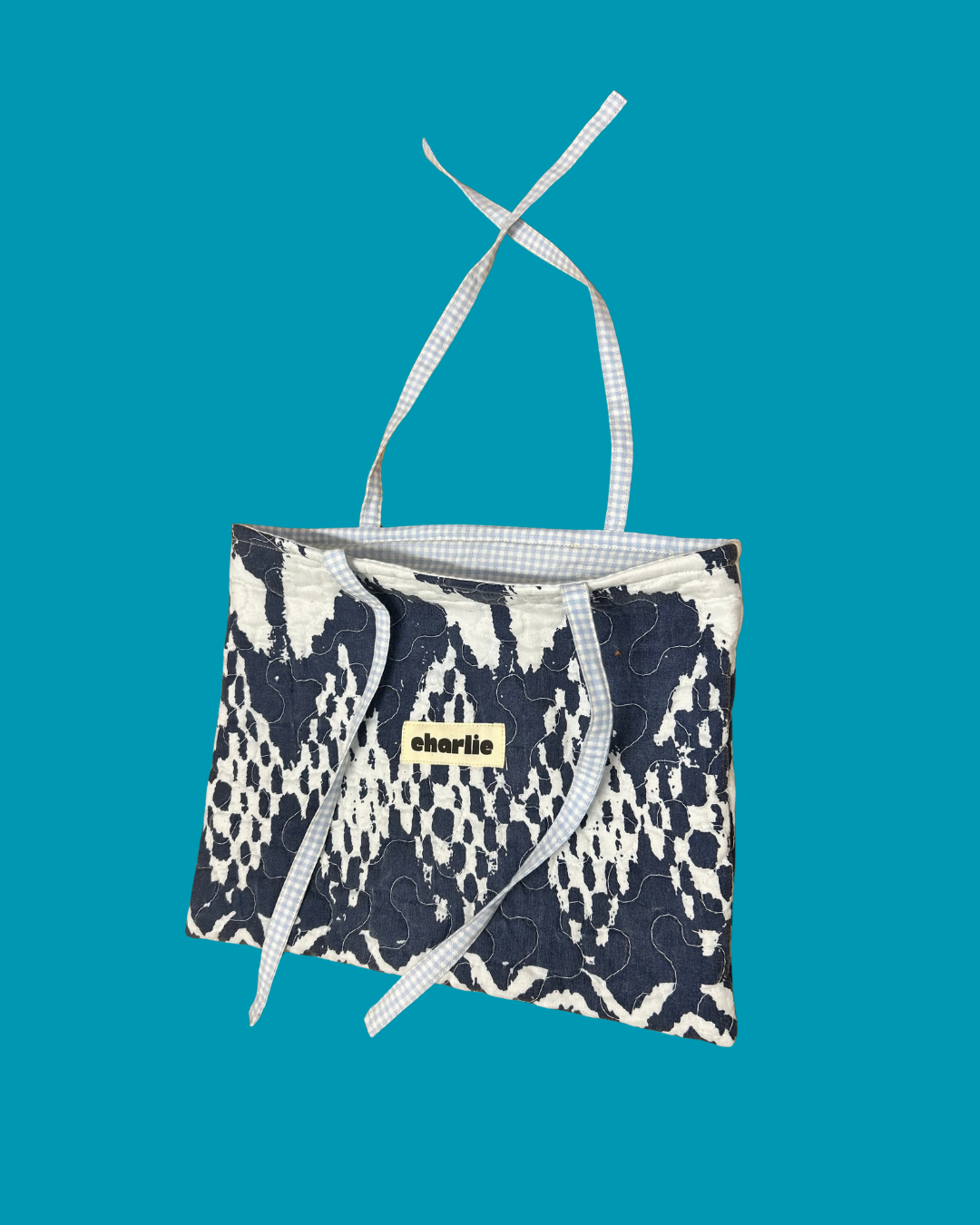 pochette-à-livre-coquette-vichy-bleu-3.png