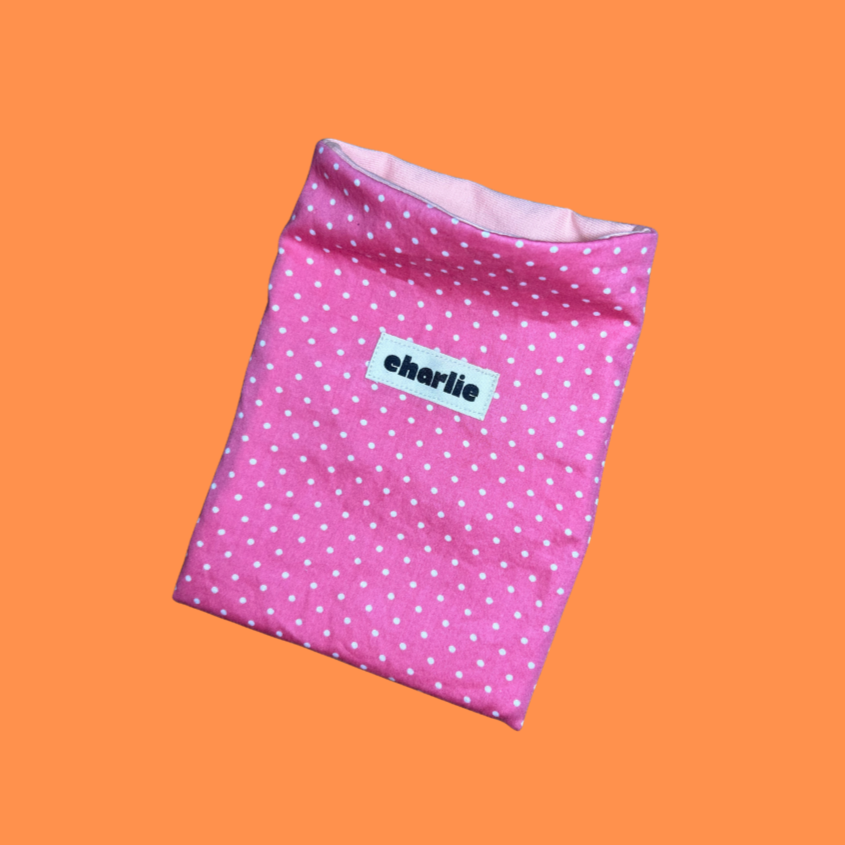 pochette-kindle-petit-livre-pois-rose-2.png
