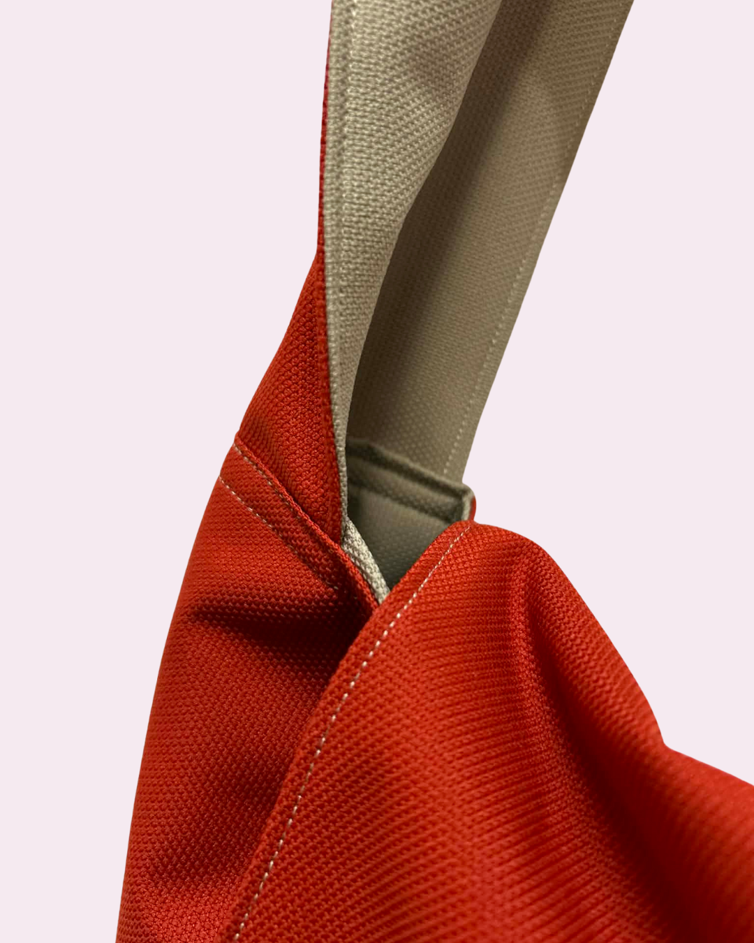 audacieux-sac-fermable-waterproof-rouge-beige-4.png