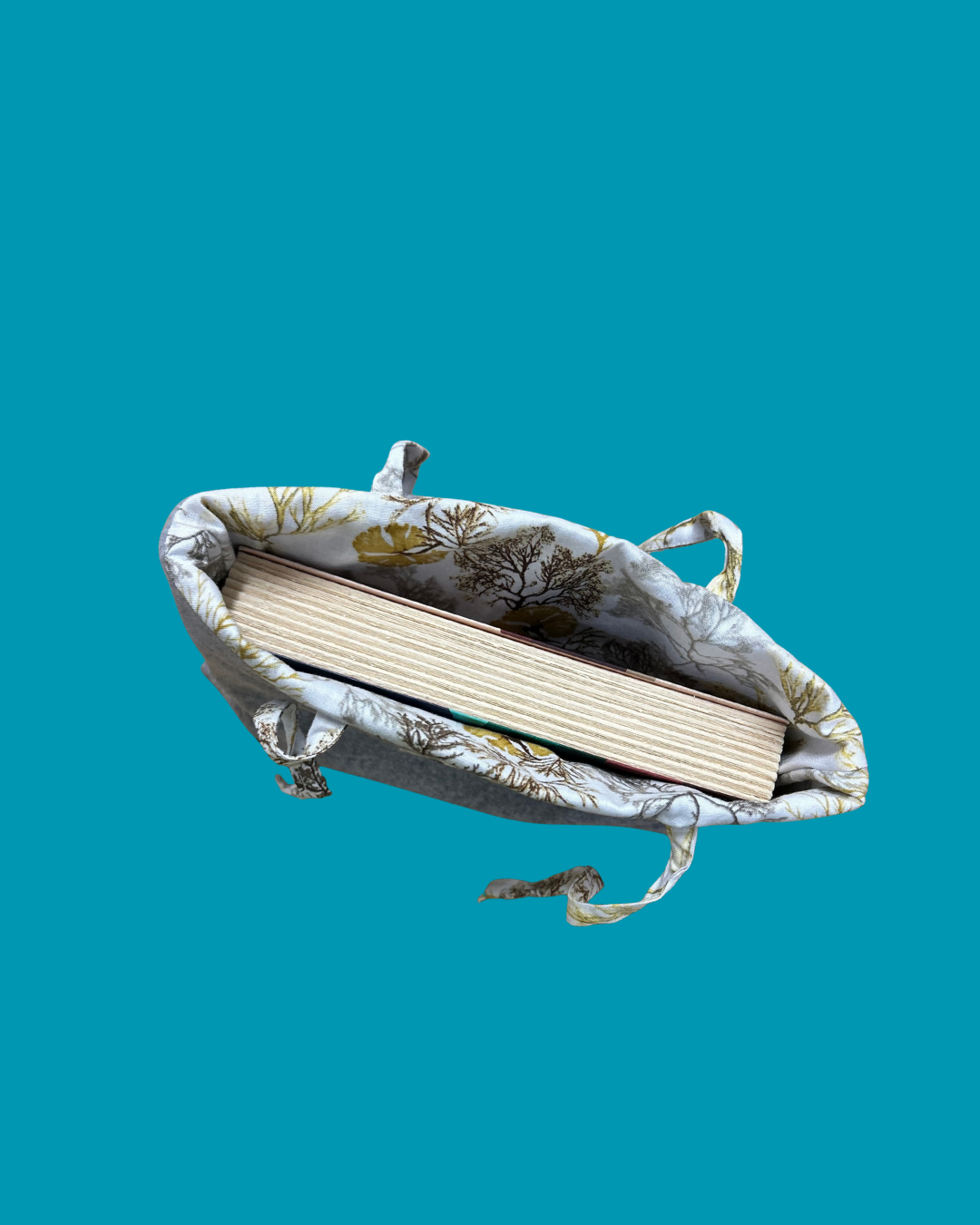 pochette-à-livre-coquette-grise-2.png
