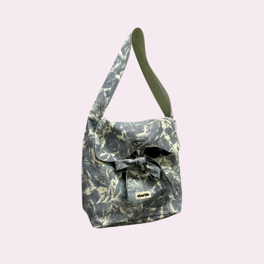 audacieux-sac-fermable-waterproof-marbre-gris-3.png