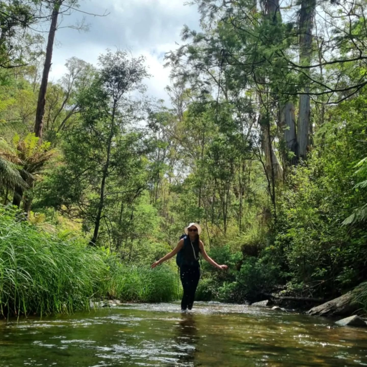 Just me 🤗 on an 8.5km river walk in the middle of the Victorian High Country with my husband and a mate, with no reception, in the middle of summer. If I had tried this 2 years ago, my heart would be pounding, butterflies fluttering and my nervous s