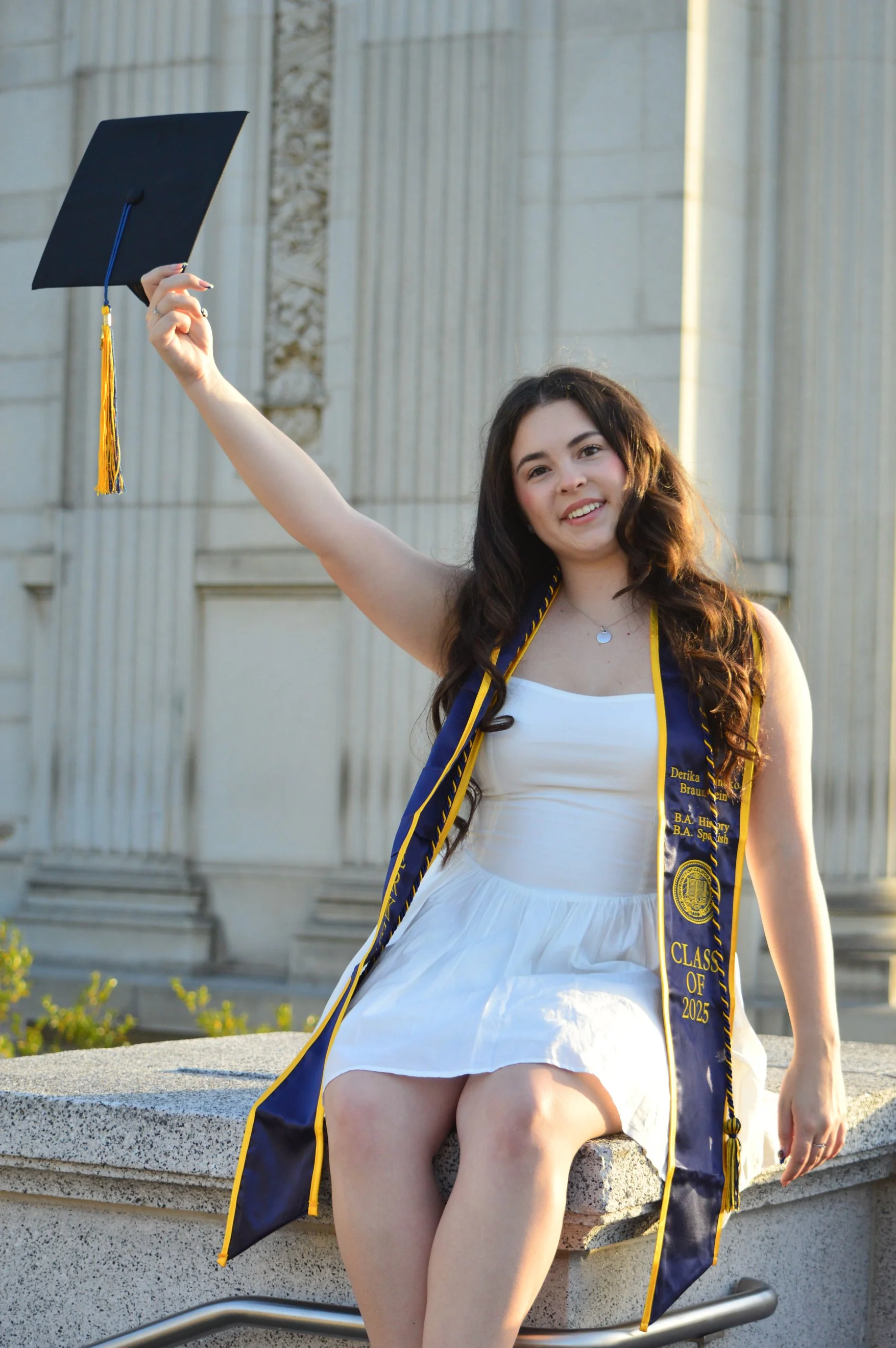 Derika_Grad_Photos.jpg