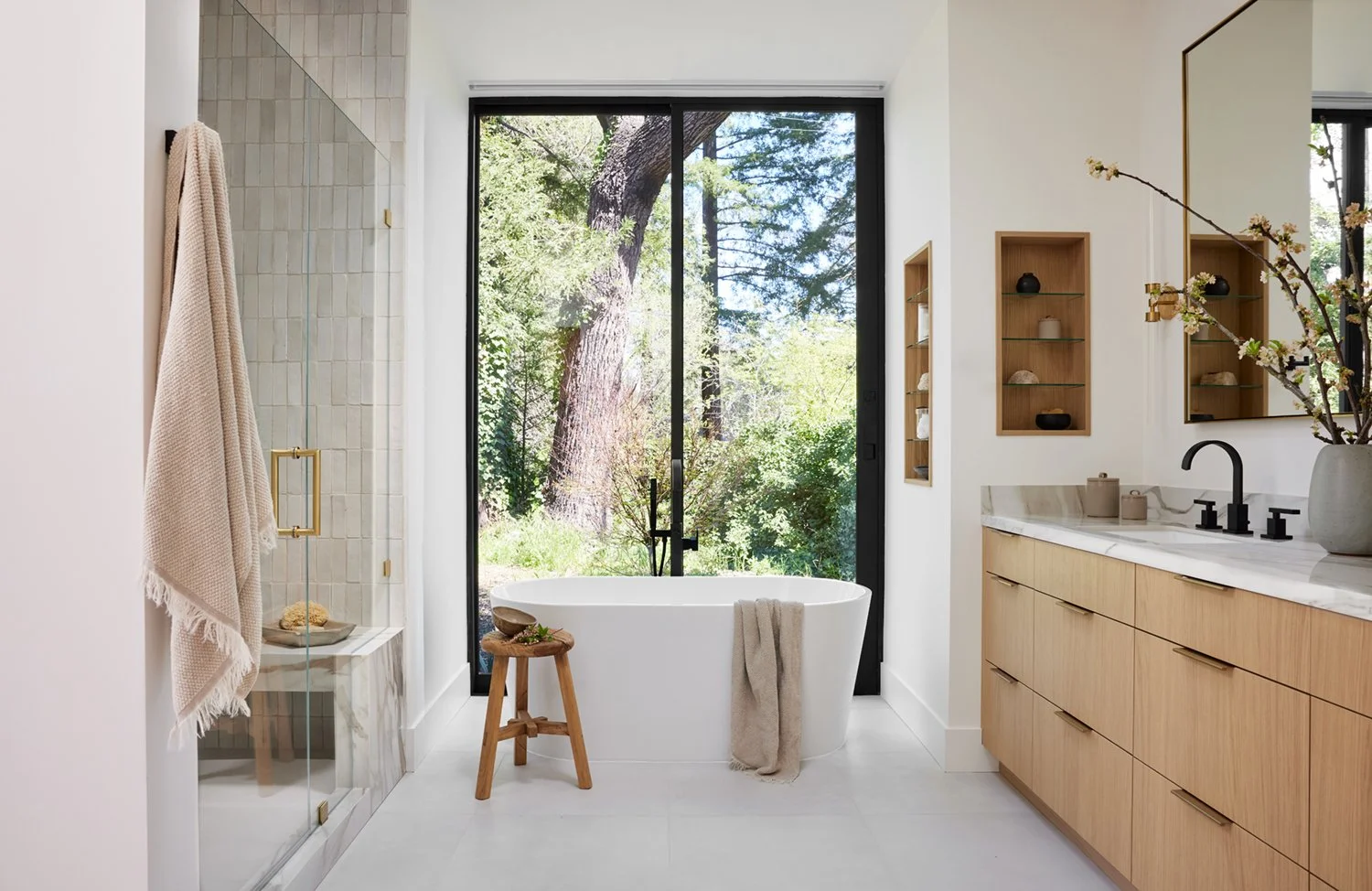 Zaharias Design Creekside Retreat Master Bathroom