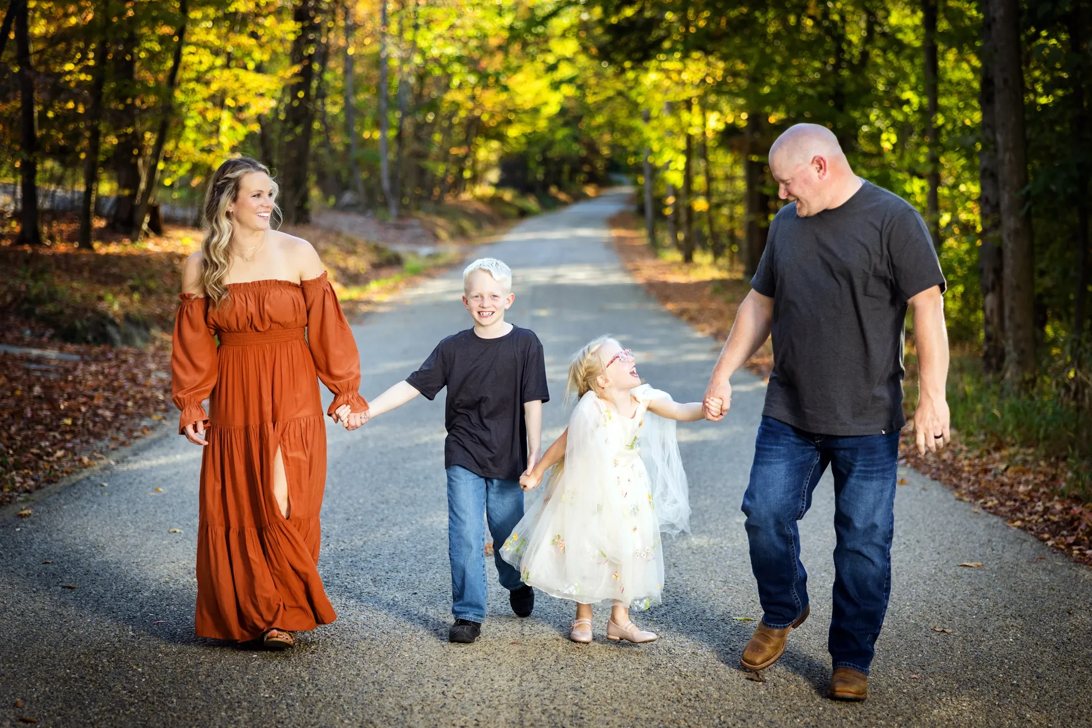 2025-10-05 Jake and Hannah R5 2082.webp