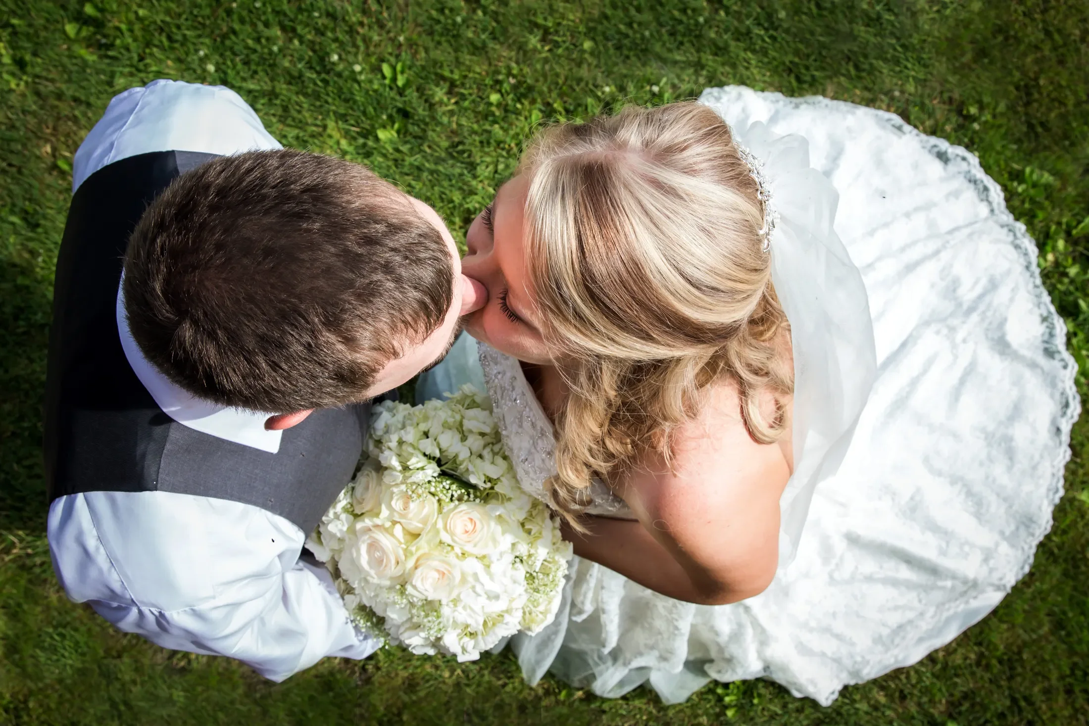 2016-06-18 Caleb and Ashley 6D 1687a.webp