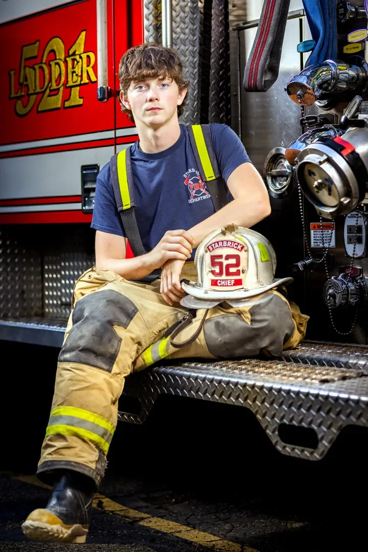 2025-08-20 Braden Thomson Sml R5 8785.webp