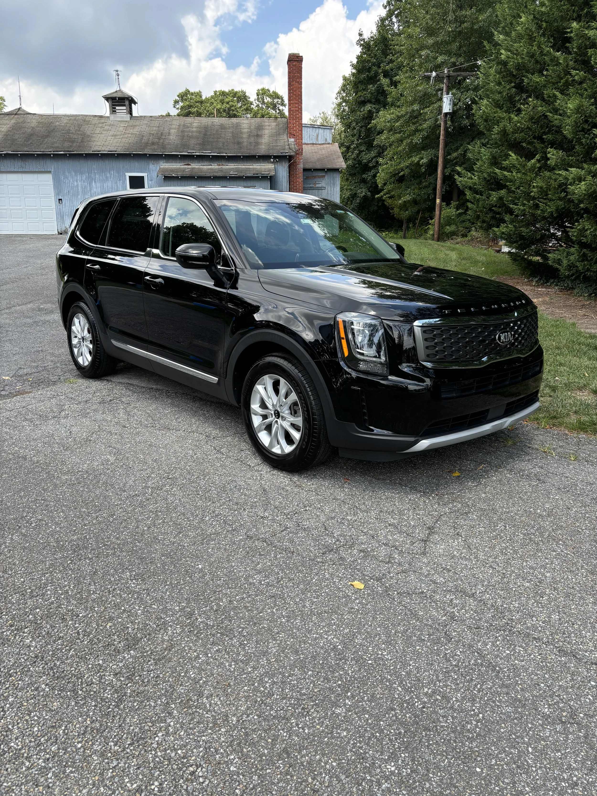 This Kia Telluride received a premium exterior detail.
