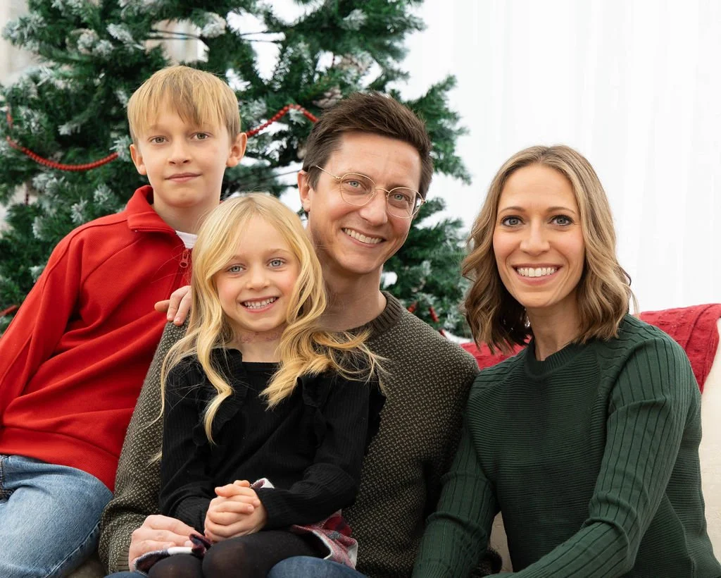 ThomasFamily2025(1).jpg