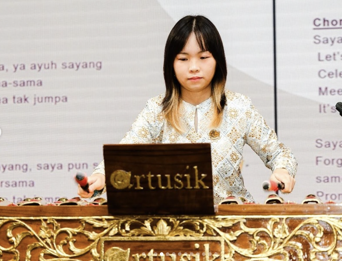 Multi-ethnic ensemble