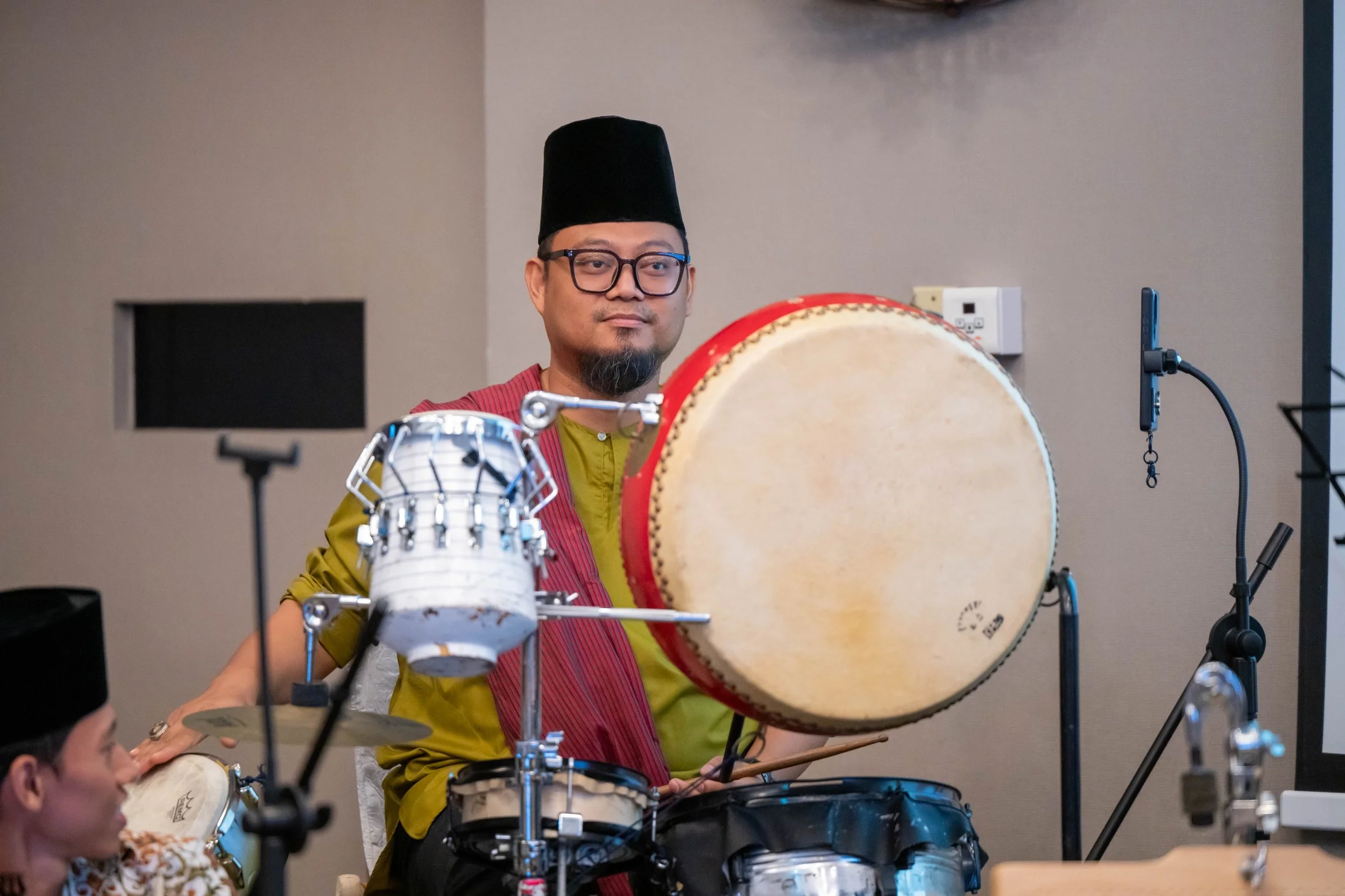 Artusik | Multi-ethnic ensemble