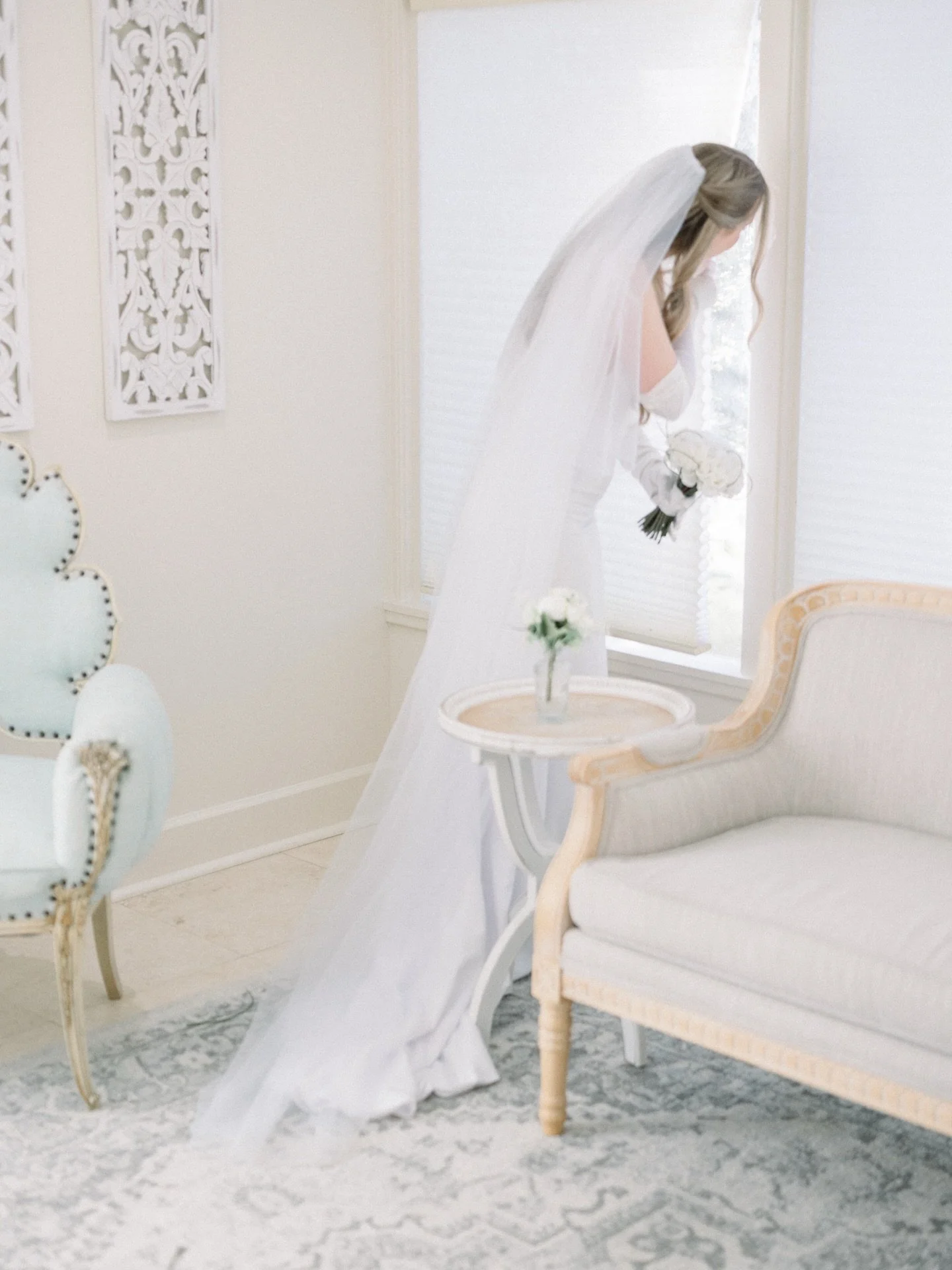 Wedding days aren&rsquo;t about perfection.
They&rsquo;re about presence. The people who steady you. The moments that take your breath away.

Venue - @lakeviewgardensfl 
Videographer - @alyandresmedia 
Catering - @thefamilyempanadasllc 
Hair - @behin