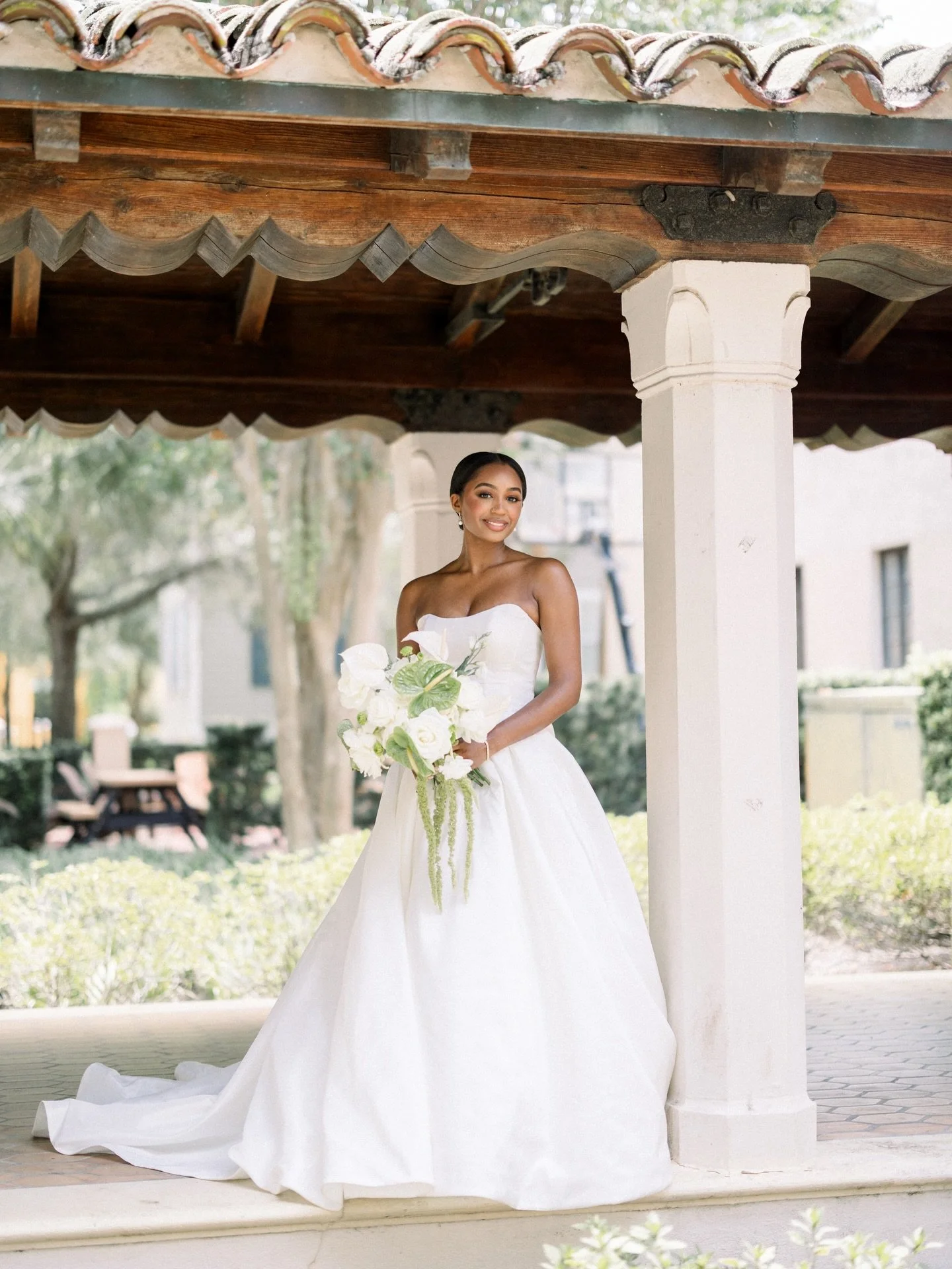 Elegance 🤍

Captured for @casiemariephotography