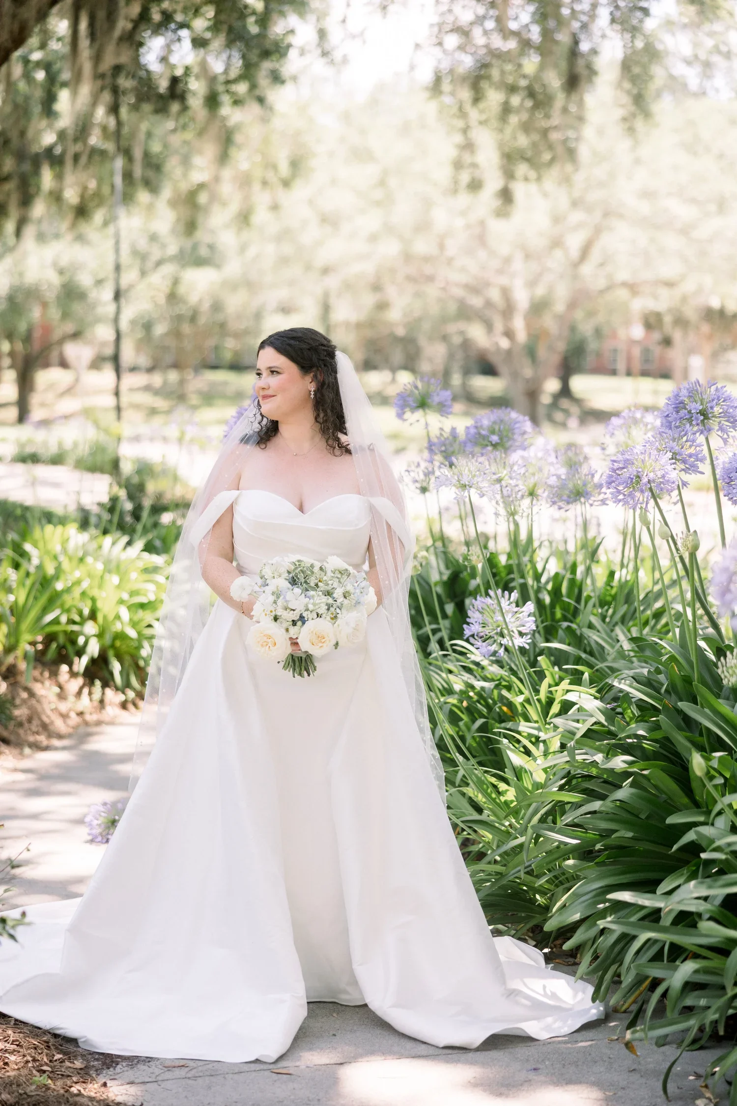 10 Questions to Ask Before Booking Your Wedding Photographer