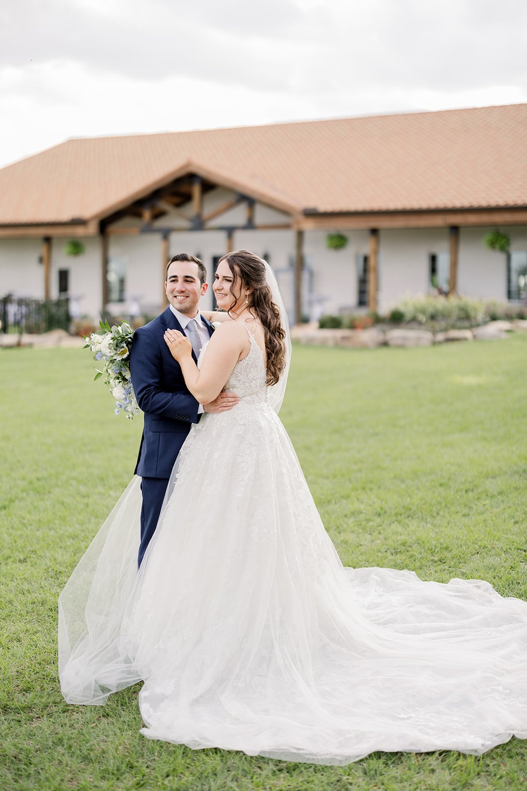 Kristine&Alex-Portraits-230217-22892-131.jpg
