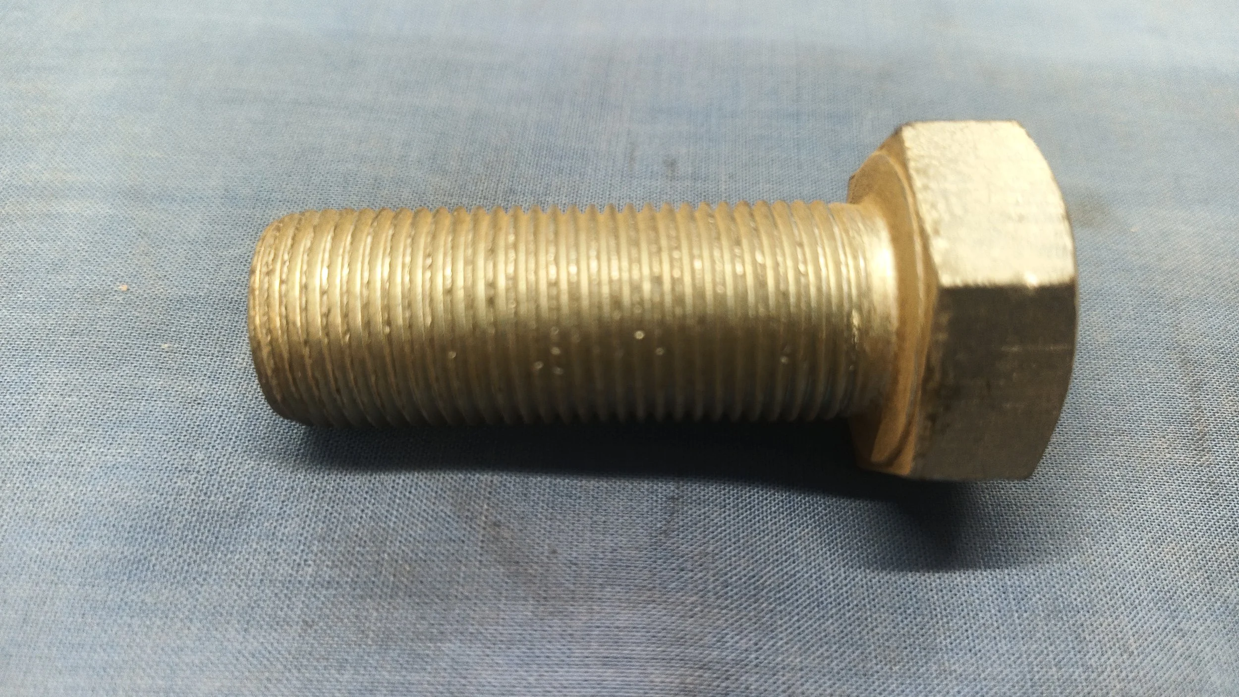 271793 BOLT