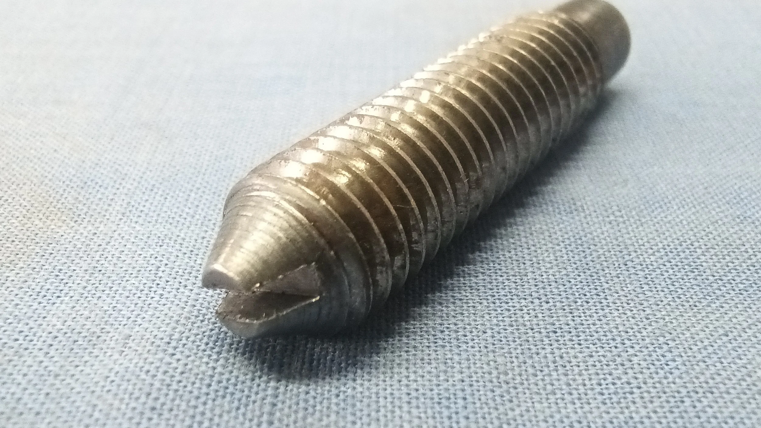 3132137R1 SCREW