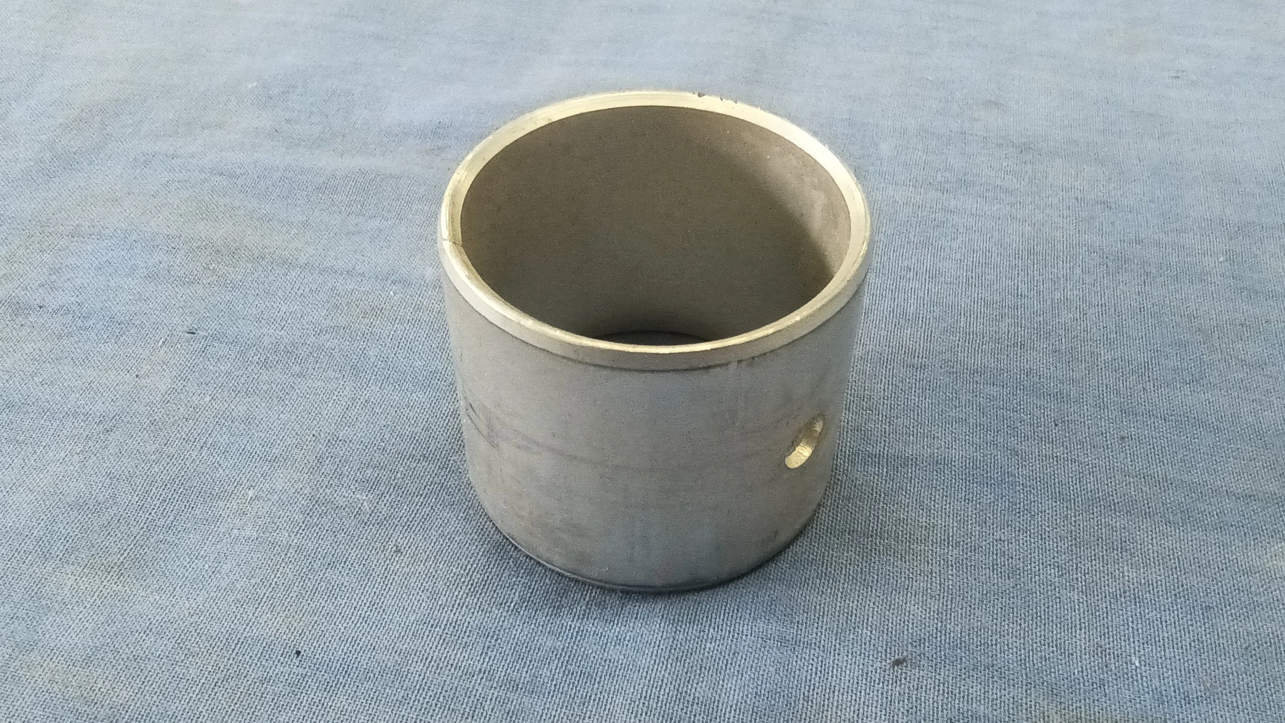3132018R2 BUSH