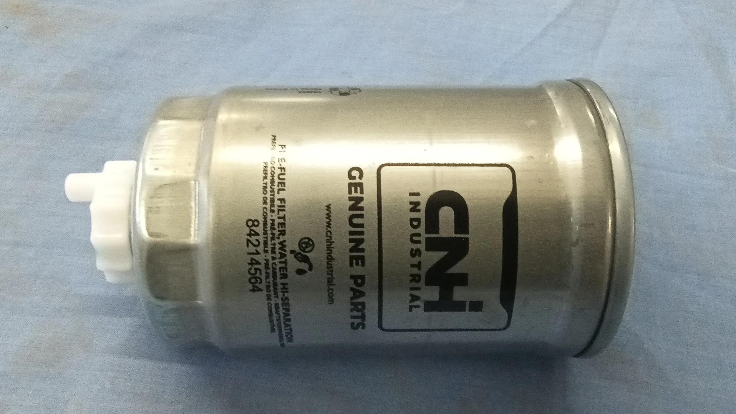 84214564 FUEL FILTER