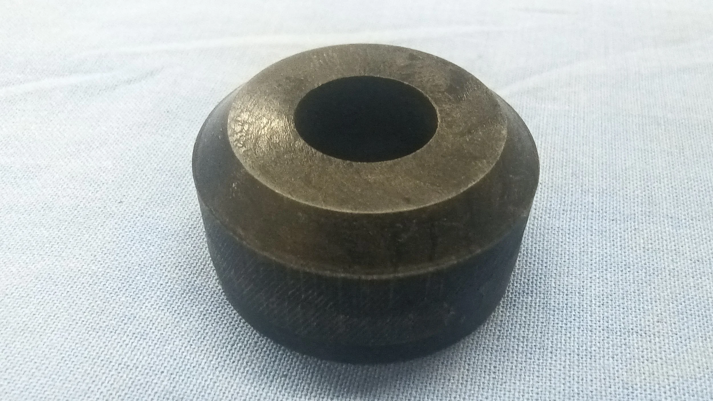 A49527 BUSH