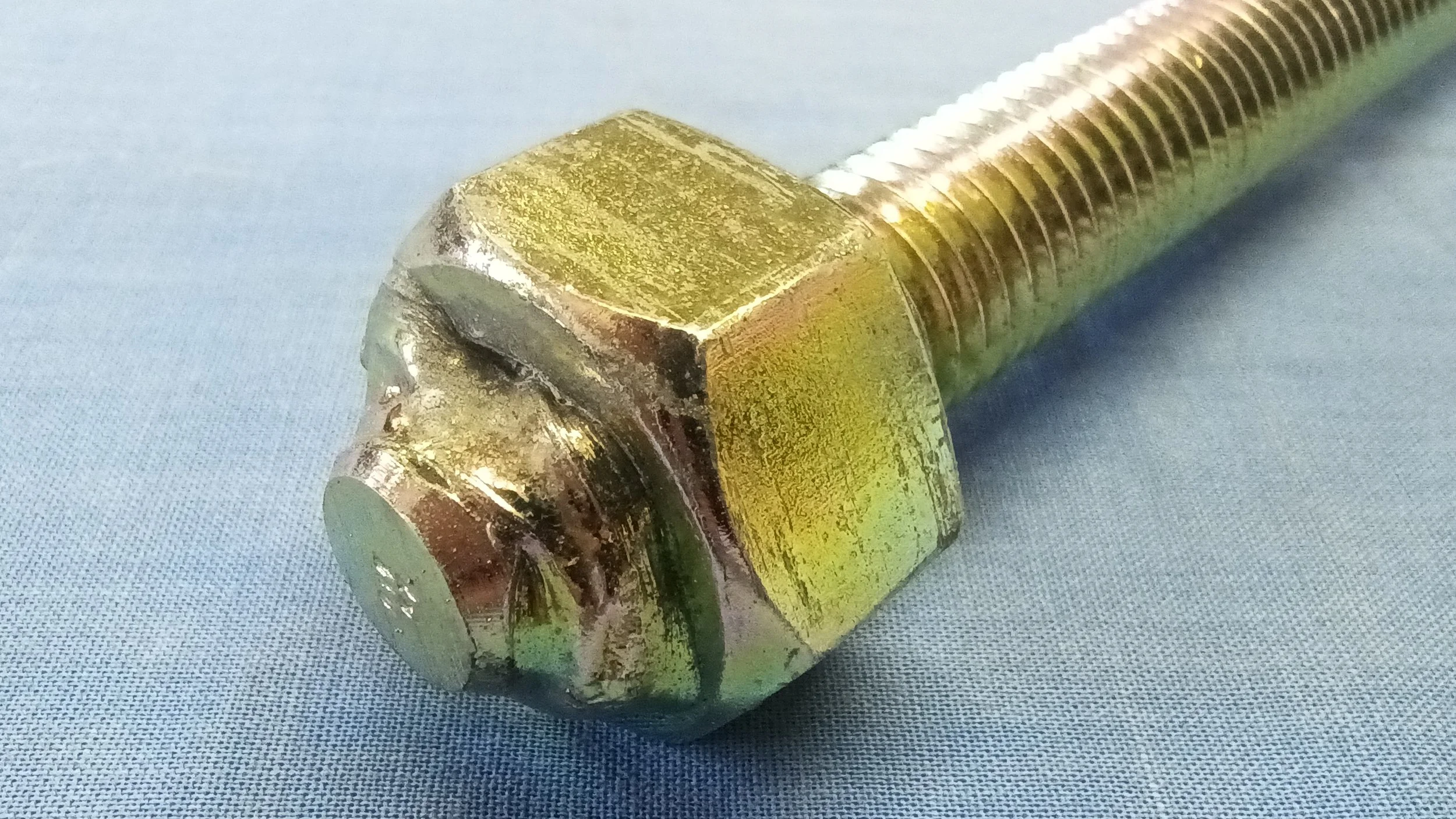 86524072 ROD THREADED