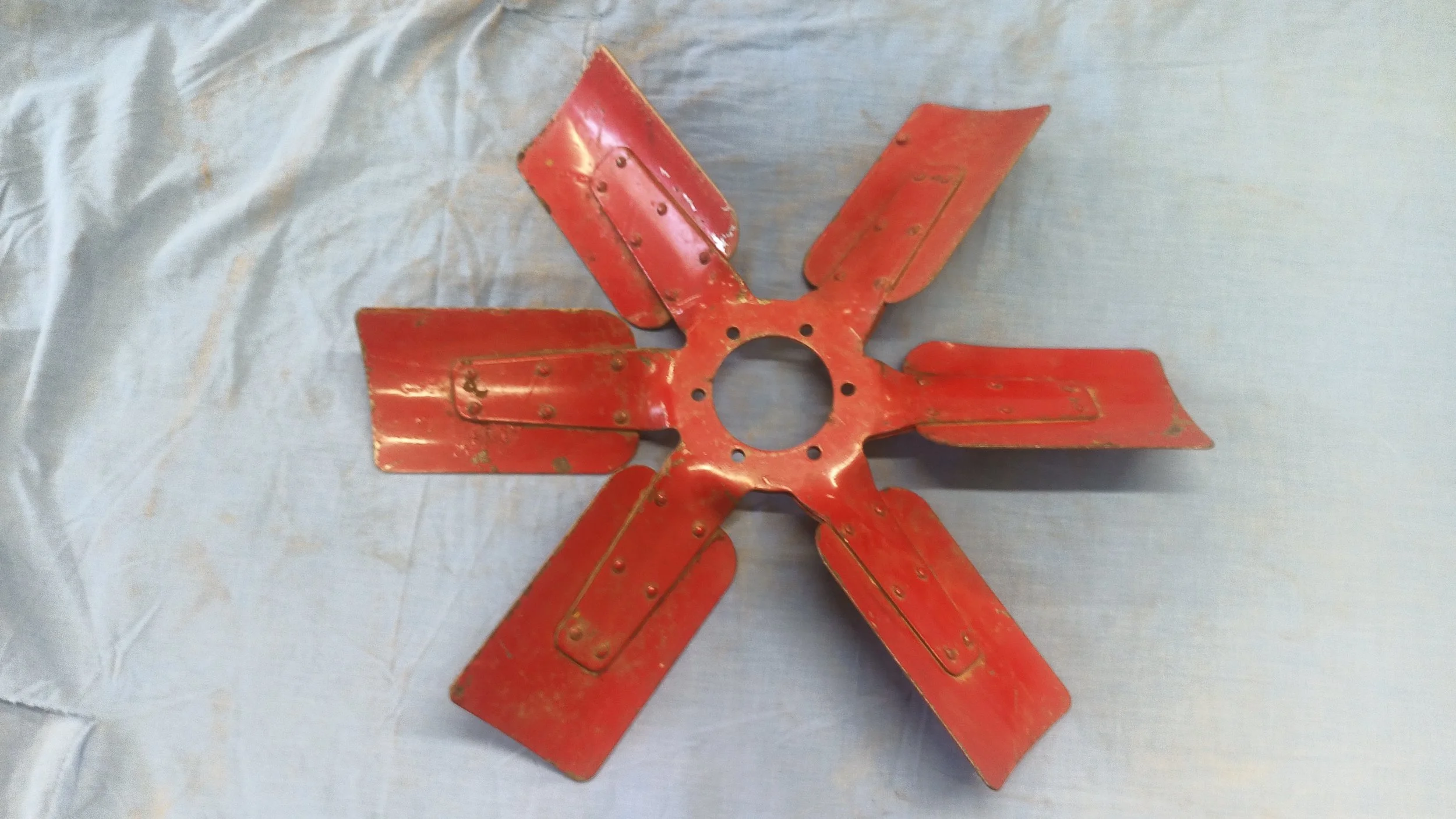 396541R2 FAN