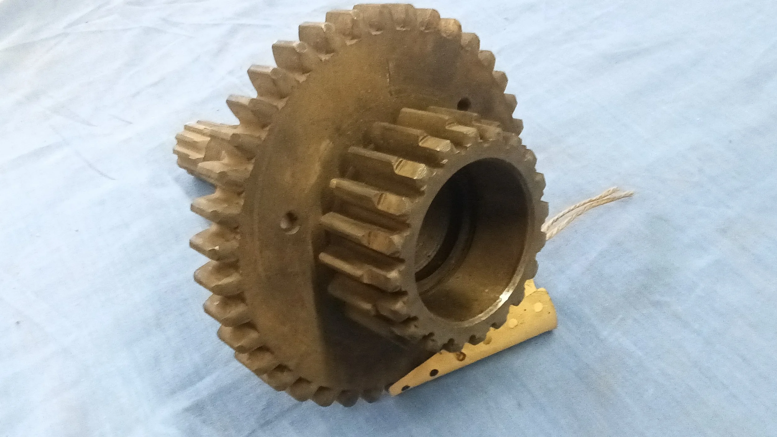 845273R1 SHAFT