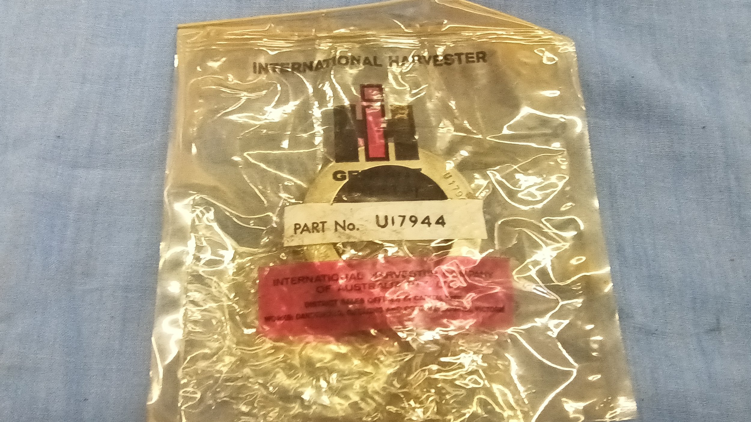 U17944