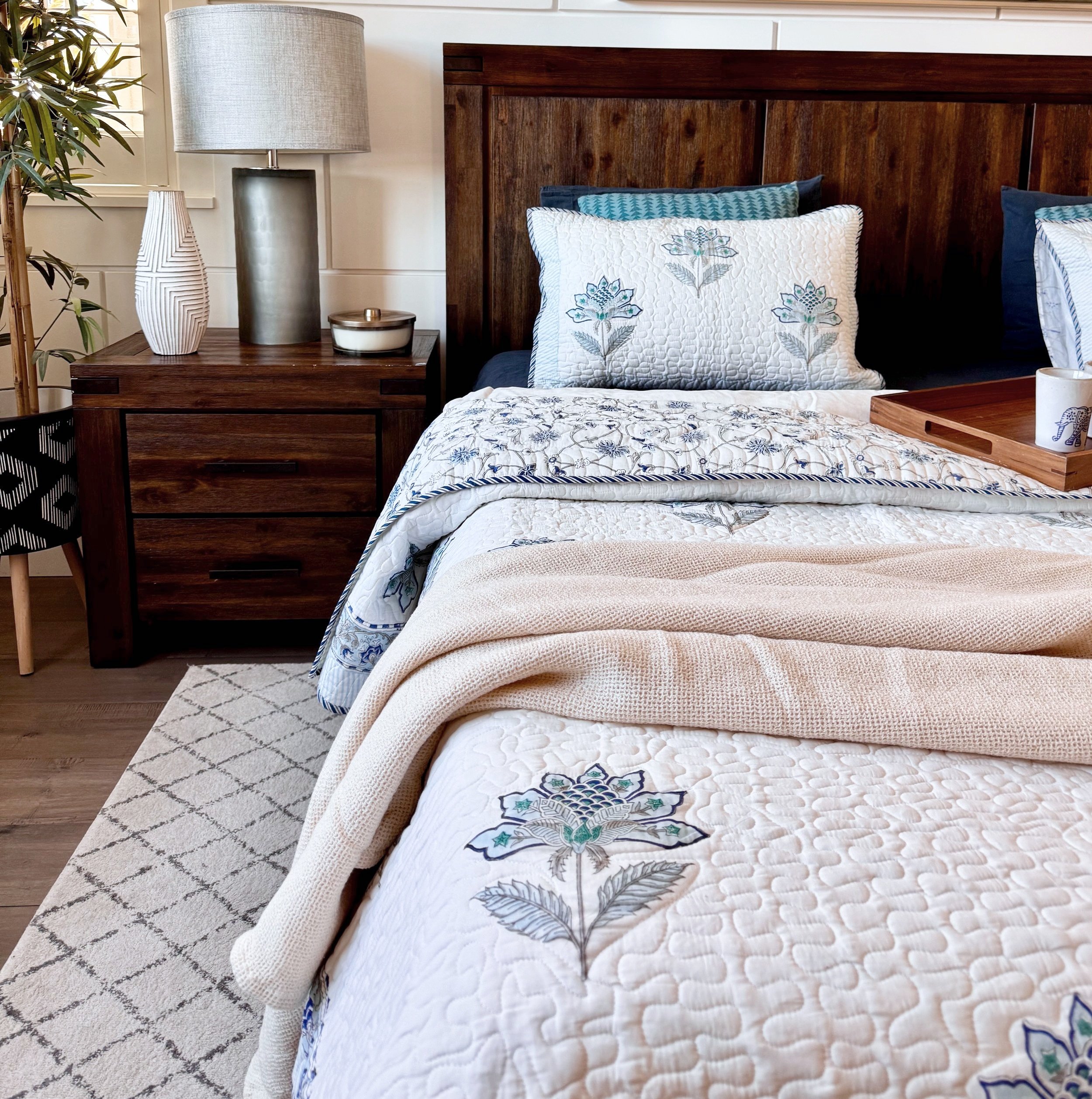 Bloom+Bedspread+Pic+3.jpg