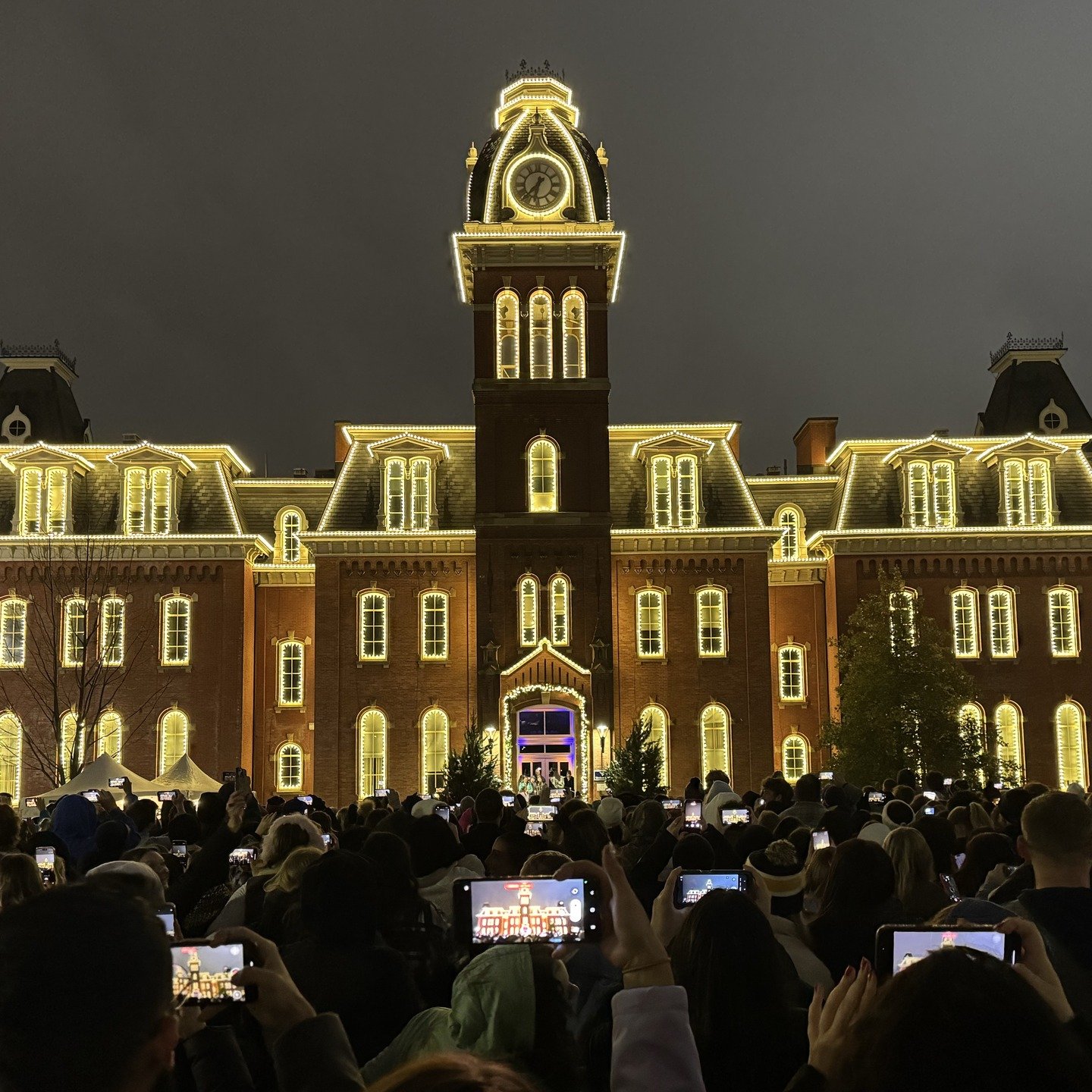 WVU, you taught me everything I know about exterior illumination ✨#wvu #woodburn #lights #wv