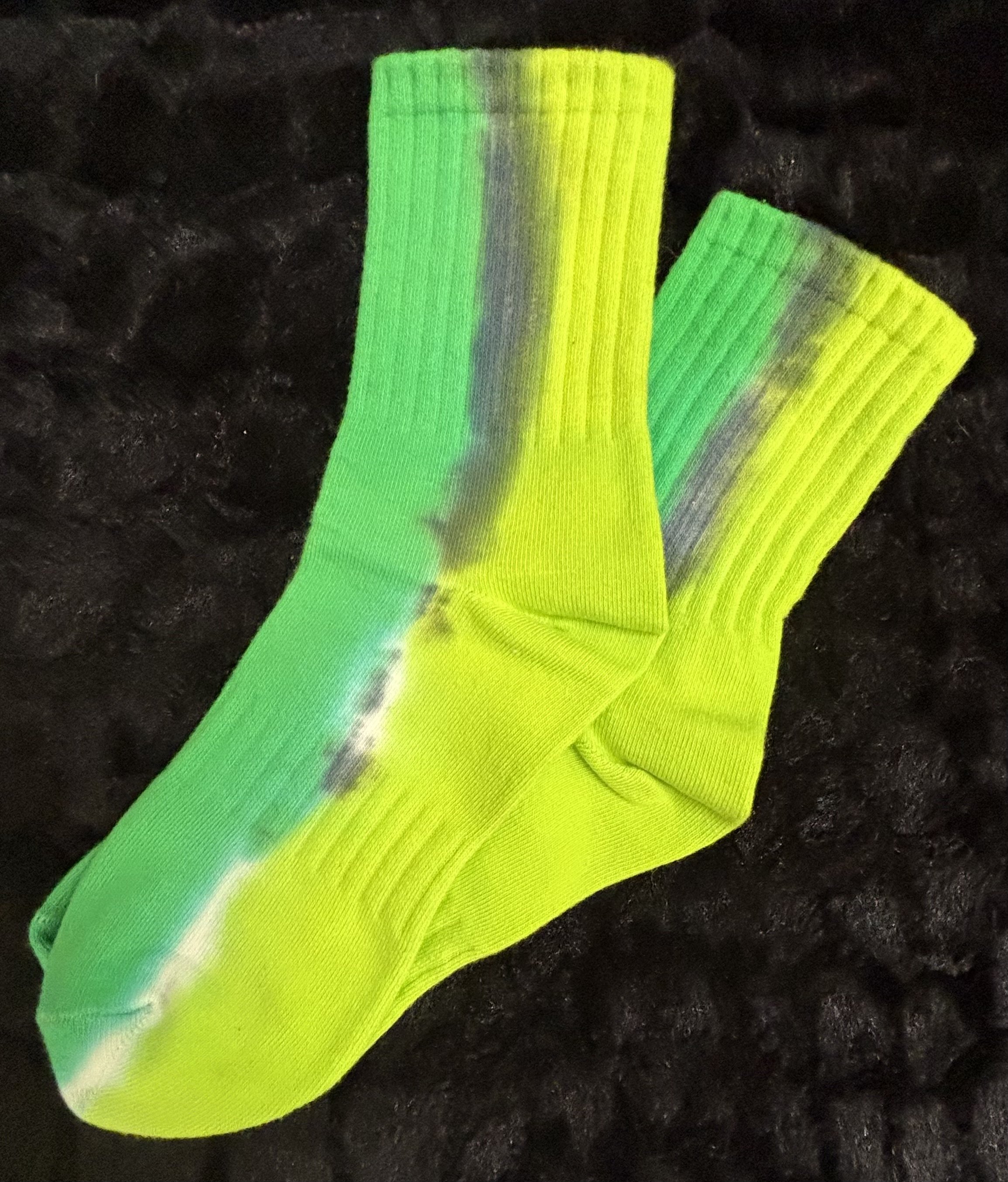 TIE DYE SOCKS