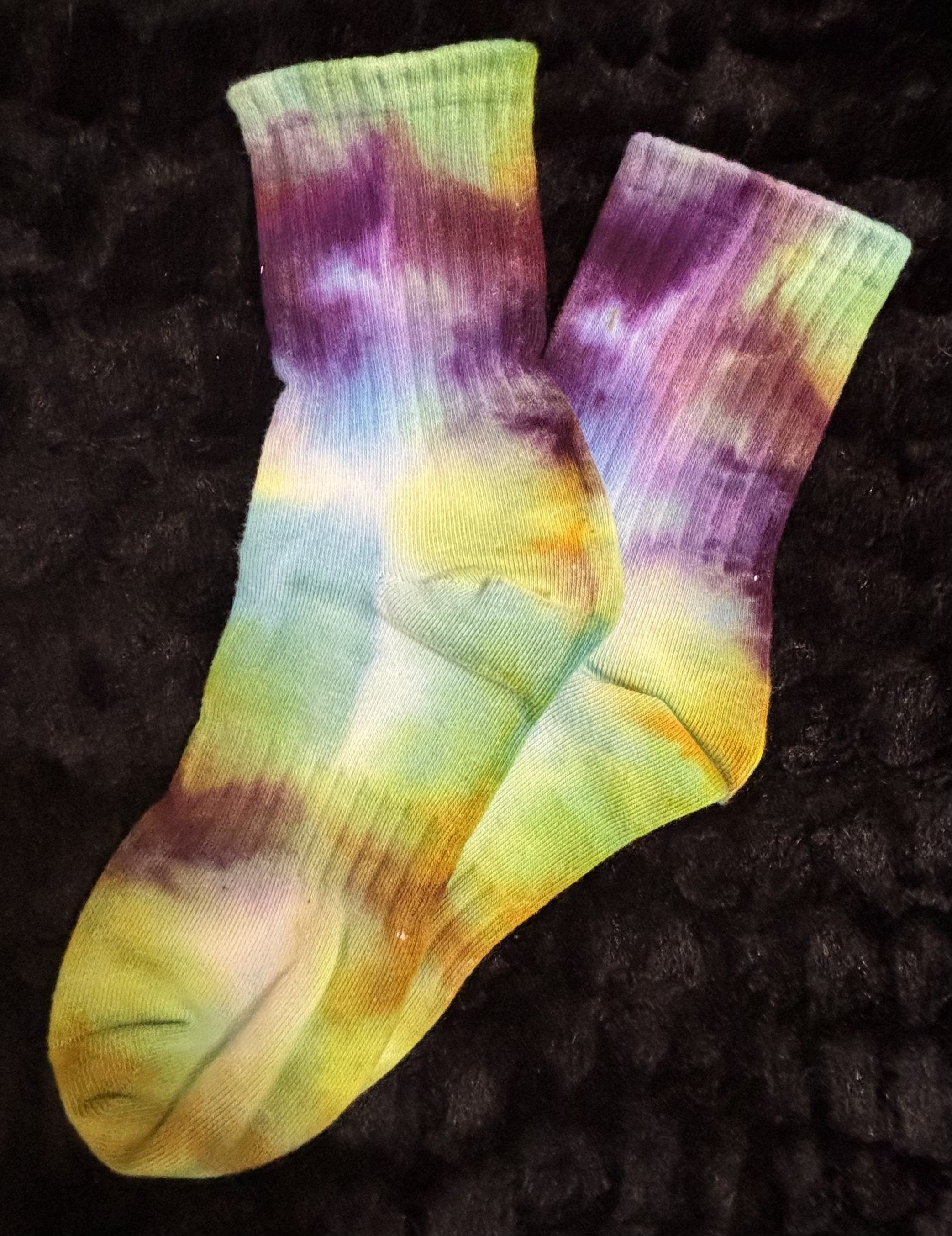 TIE DYE SOCKS