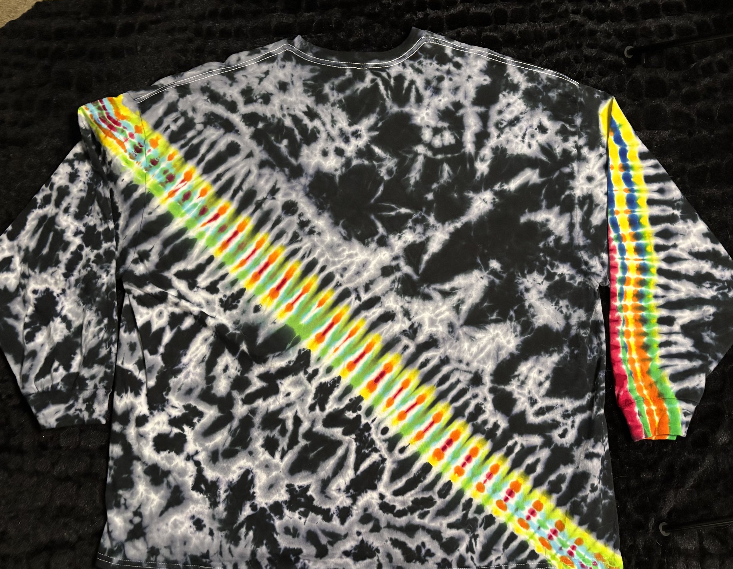 BLACK/GRAY WITH RAINBOW & MANDALA