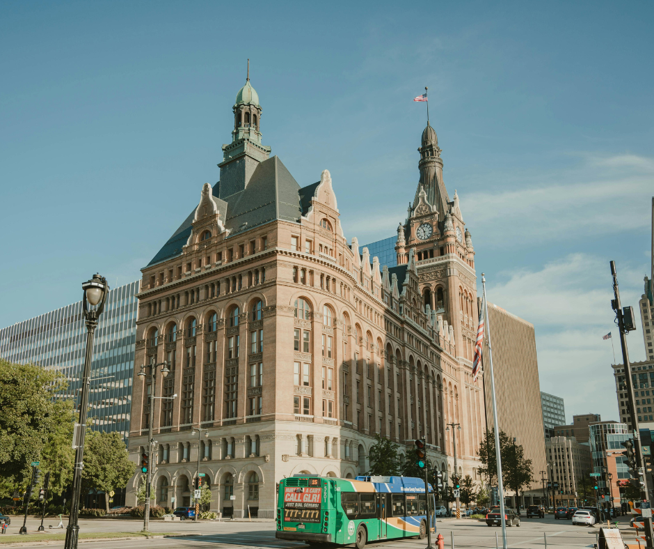 What are the Top 10 Best Cleaning Services in Milwaukee in 2026?