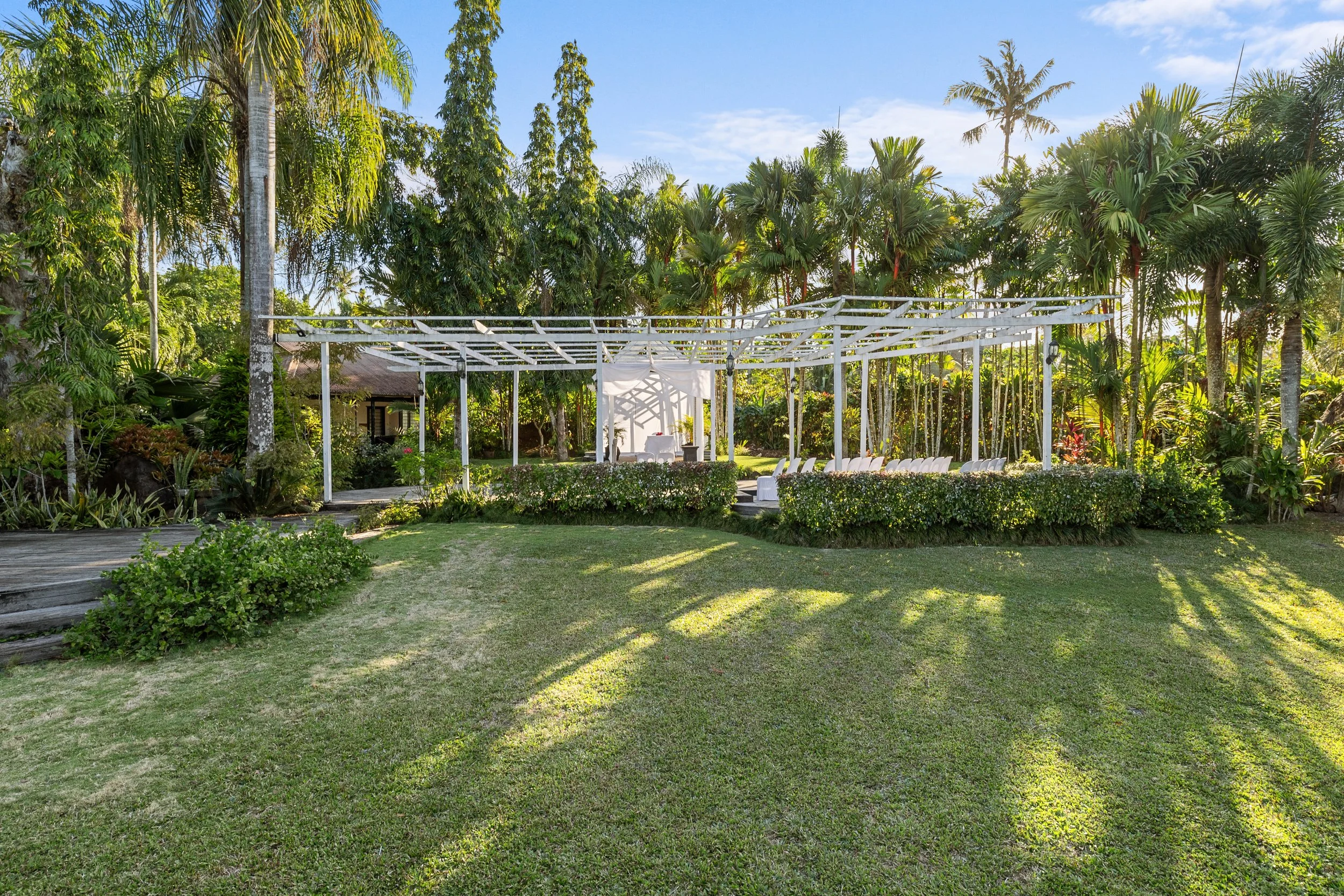 Orator Hotel Ceremony Samoa.