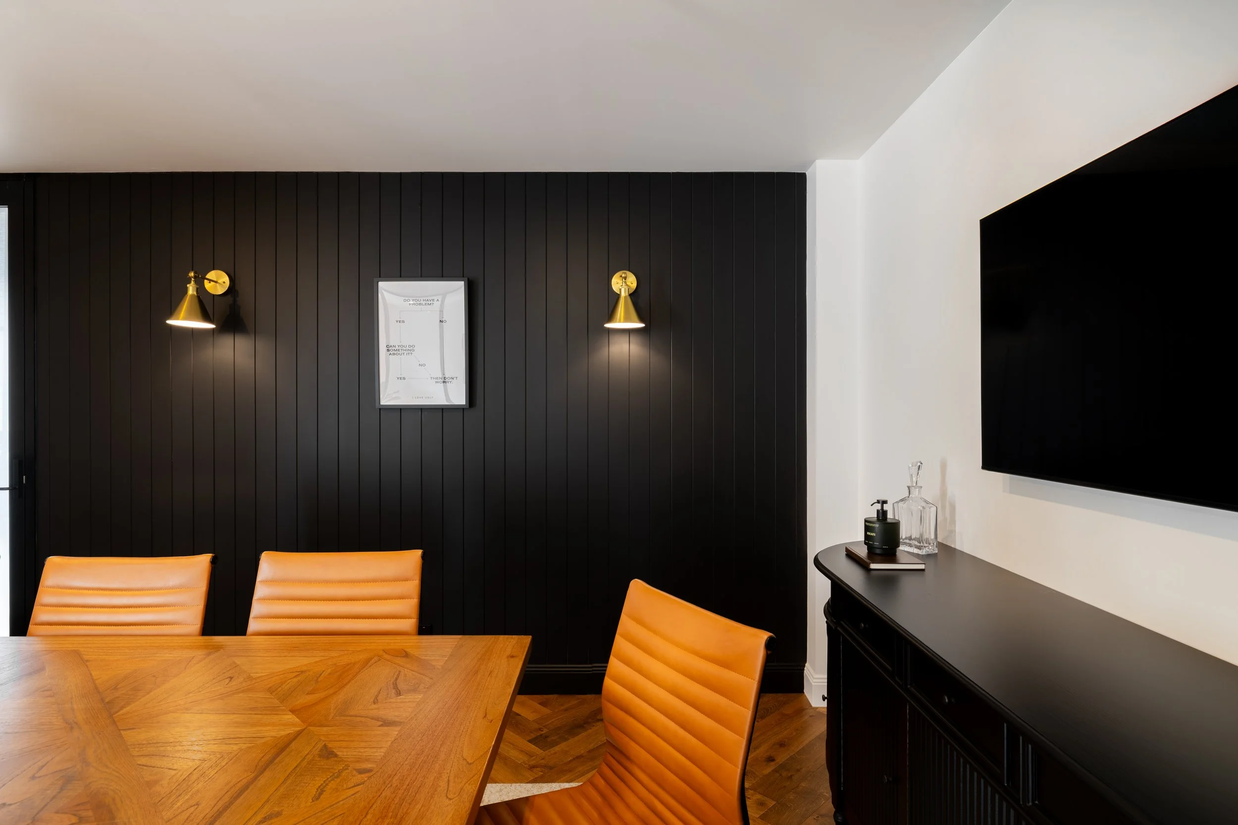 Luxury boardroom with modern fitting and features in Brisbane City.