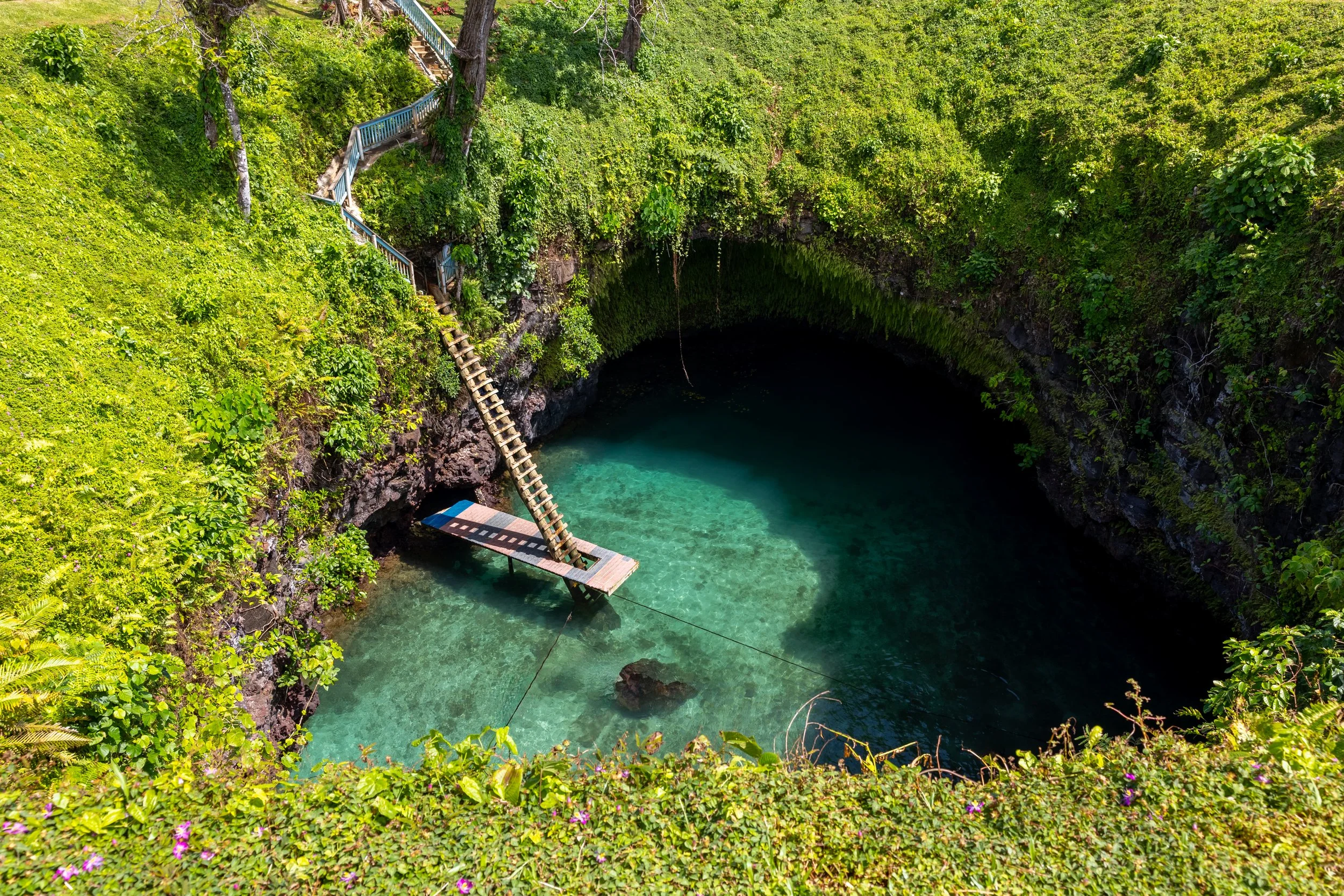 Tosua Ocean Trench Samoa. 
