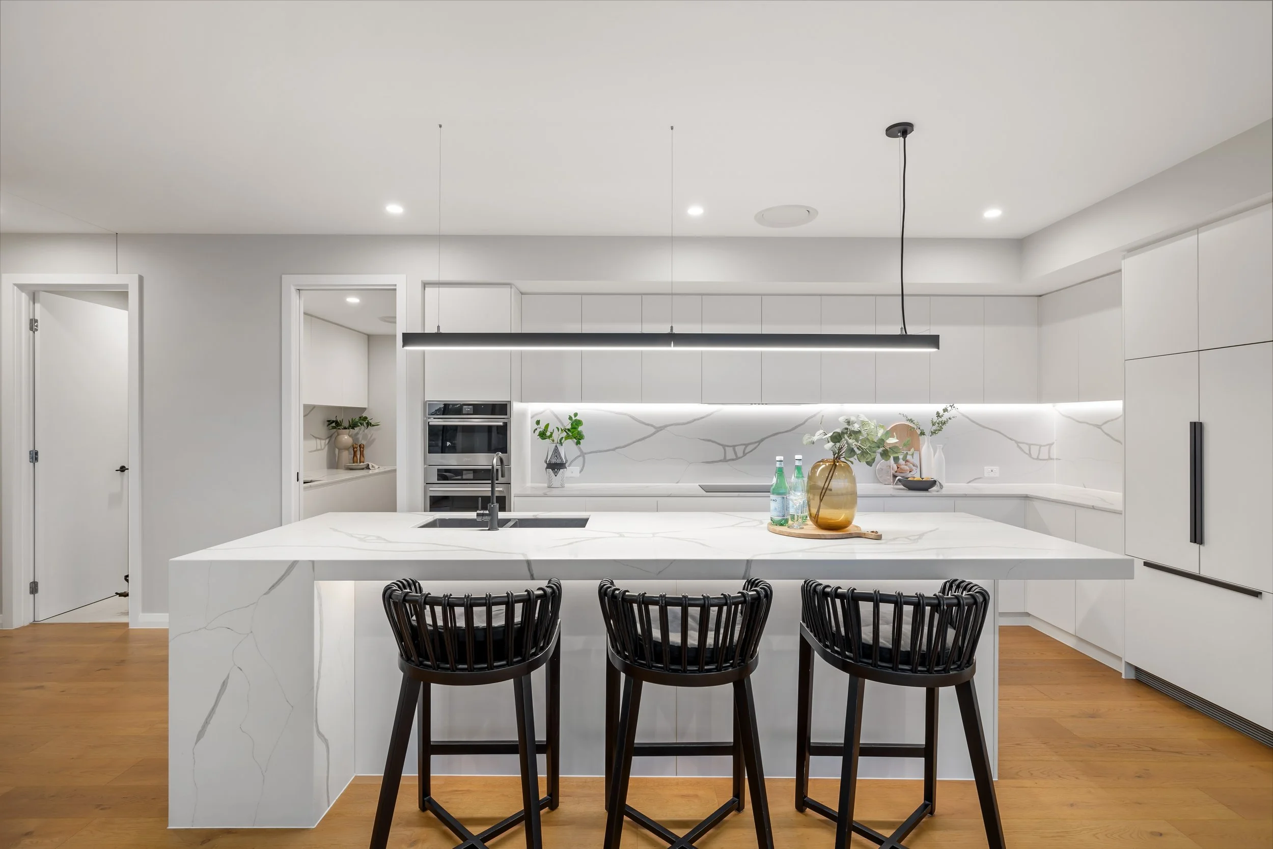Modern luxury kitchen in a apartment overlooking Brisbane City.