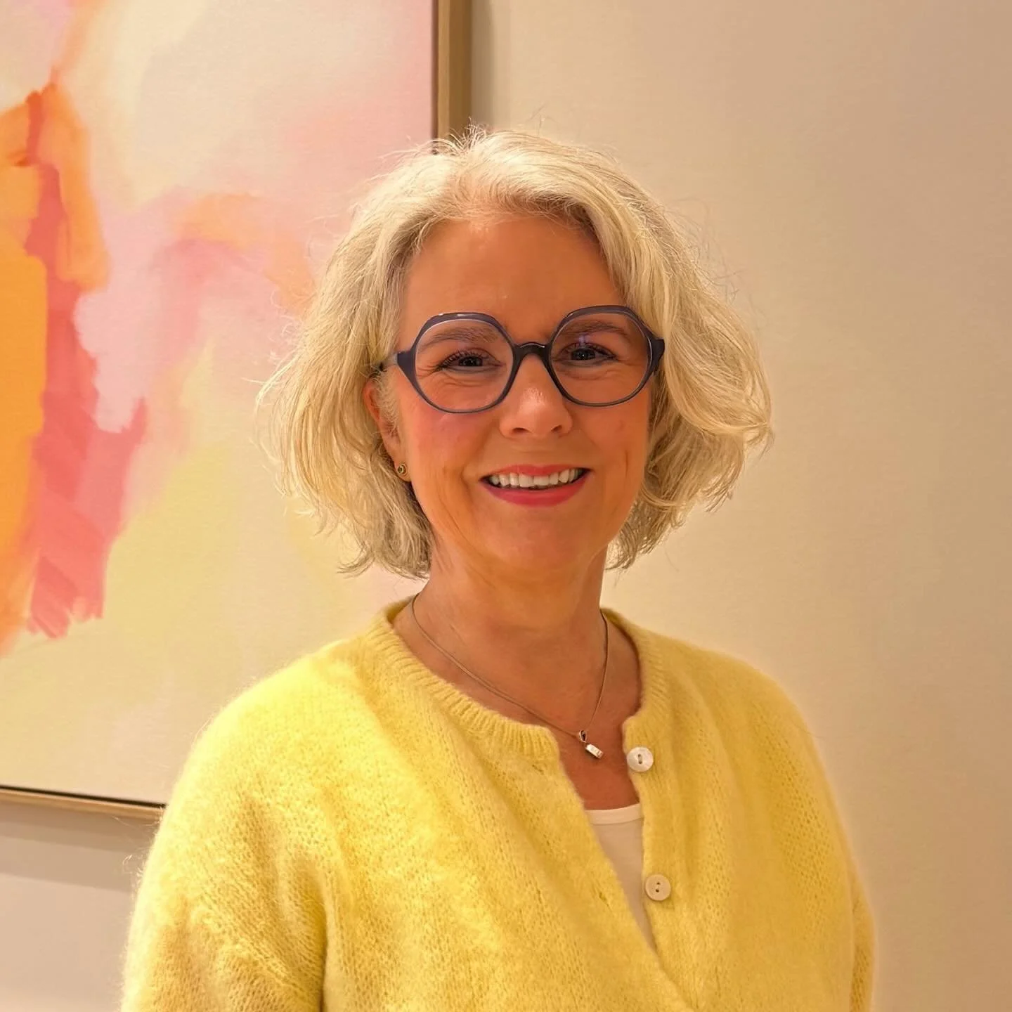 ✨ Unsere liebe Kundin strahlt mit ihrer neuen Brille von Oscar Magnuson! 💫
Modisch, elegant und einfach besonders &ndash; ein Look, der Pers&ouml;nlichkeit zeigt. 🕶️🤍

#OscarMagnuson #Brillenliebe #StyleInspiration #Stade #Eyewear