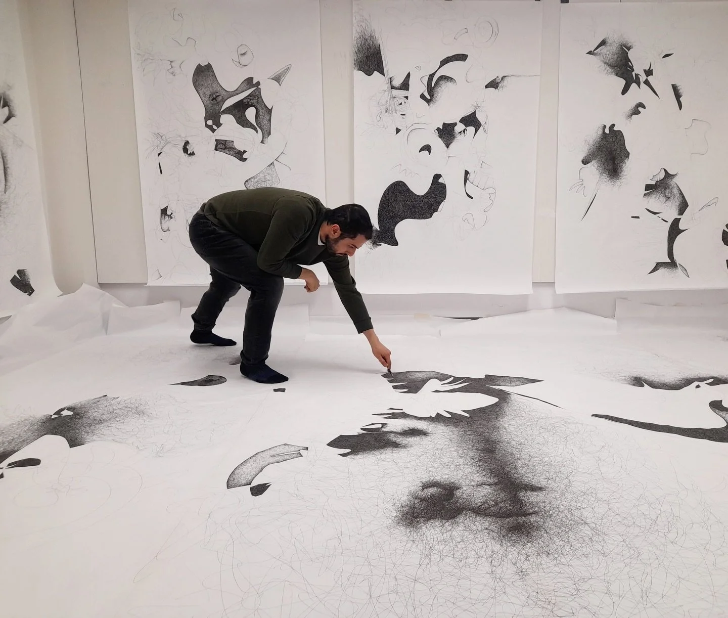 IN THE STUDIO WITH ASHKAN NEJAD EBRAHIMI

As part of the solo exhibition for his master&rsquo;s degree, Ashkan Nejad Ebrahimi transformed his studio with massive sheets of paper to create Twirl.

&ldquo;It took two or three months to complete, and it