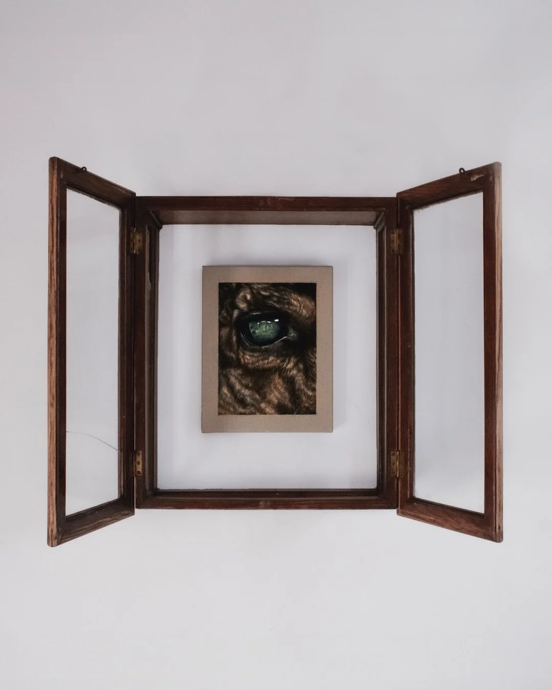 ADELLE RAWLUK AND THE ART OF FRAMING

Working primarily in oil painting, Adelle Rawluk&rsquo;s practice draws from the inherited histories shared in rural life and agricultural communities.

Often building her own frames using found objects and remna