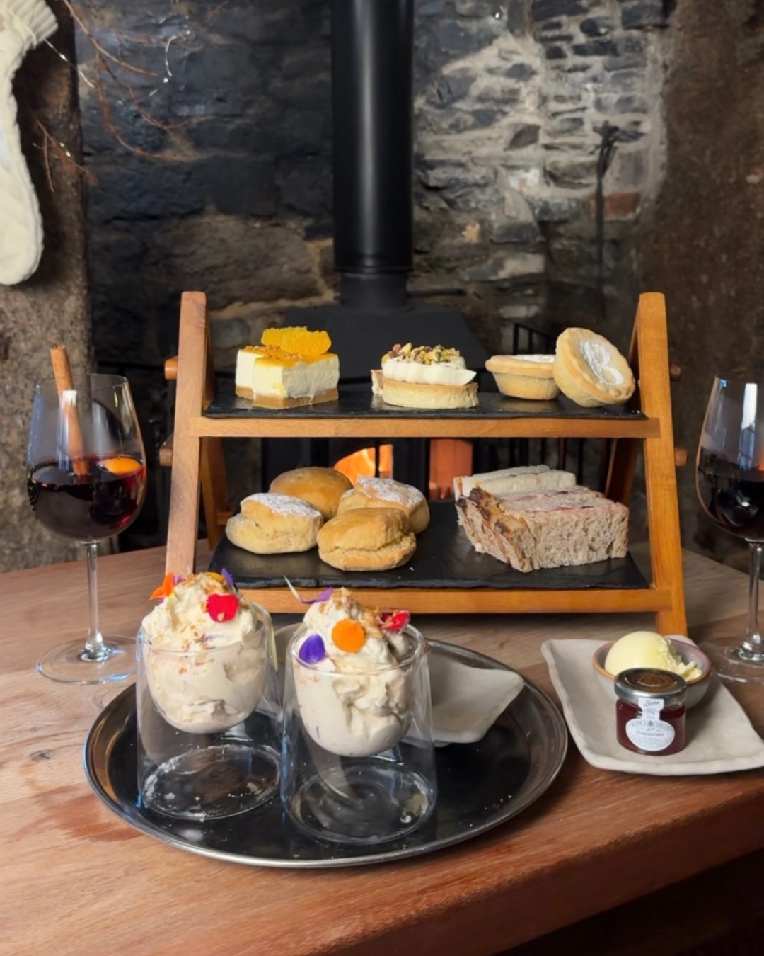 festive afternoon tea.png