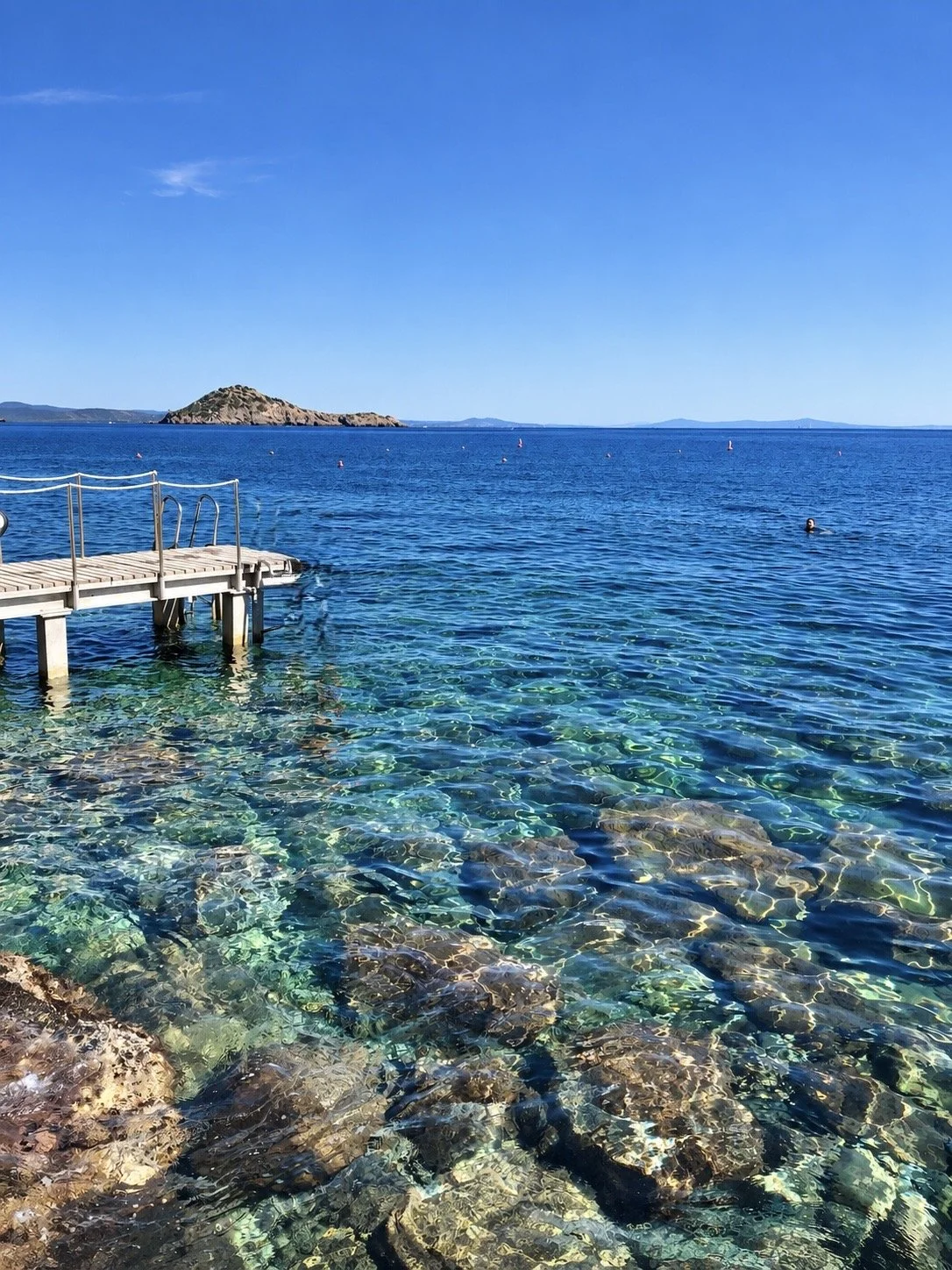  Il Pellicano’s clear waters 