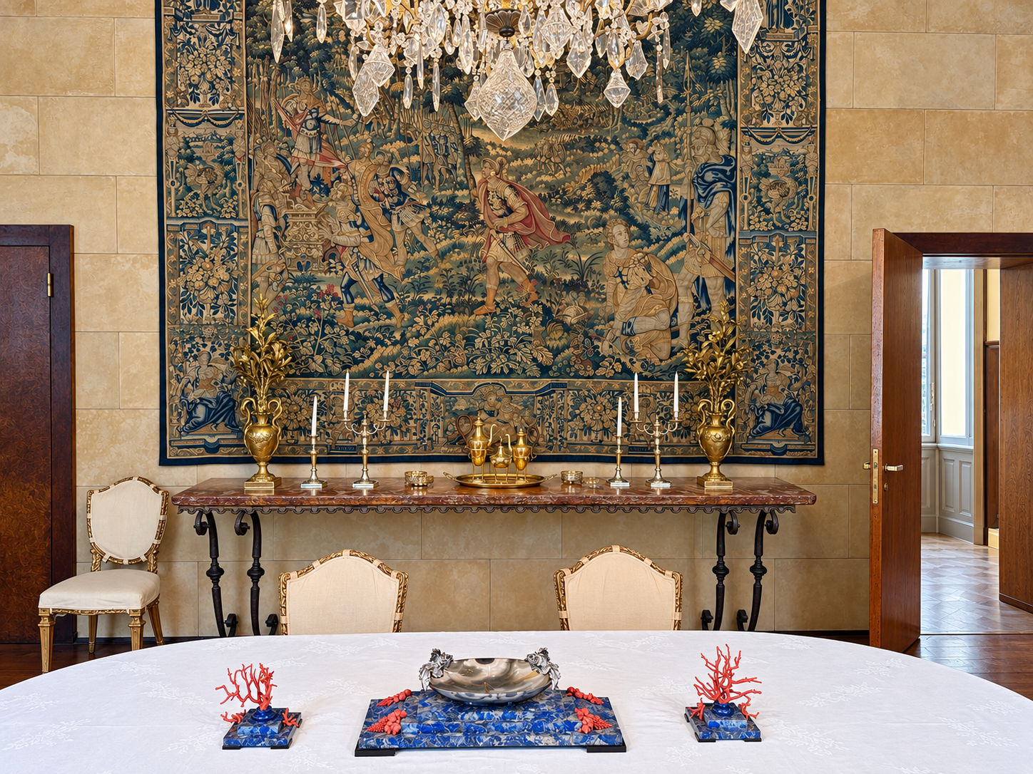 Villa-Necchi-dining-room.PNG