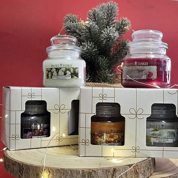 Unwrap the magic this Christmas with our beautifully packaged gift box, featuring 2 of our luxurious little jars. 
Choose from 3 enchanting sets to find the perfect fragrance duo for that special someone.

Whether you're treating yourself or shopping