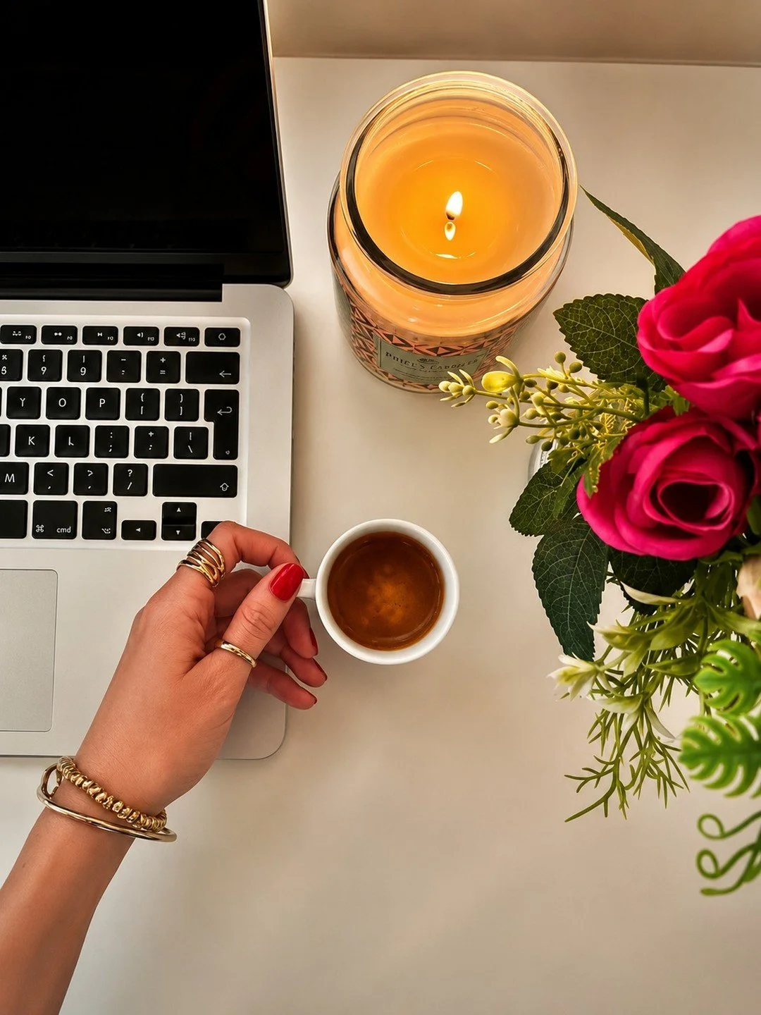 Whether you're starting your day with a fresh coffee or winding down with an evening aperitif, a beautifully scented candle is the perfect companion for life's everyday moments.

#pricescandles #homefragrance #fragrance