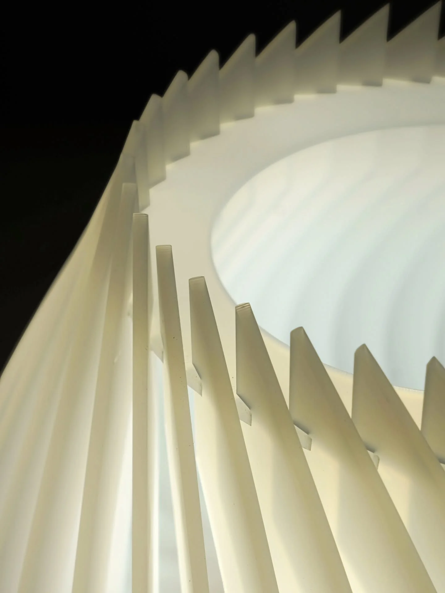 Opal Close-Ups

#lightingdesign
#lampdesign
#productdesign
#lamp
#interiordesign